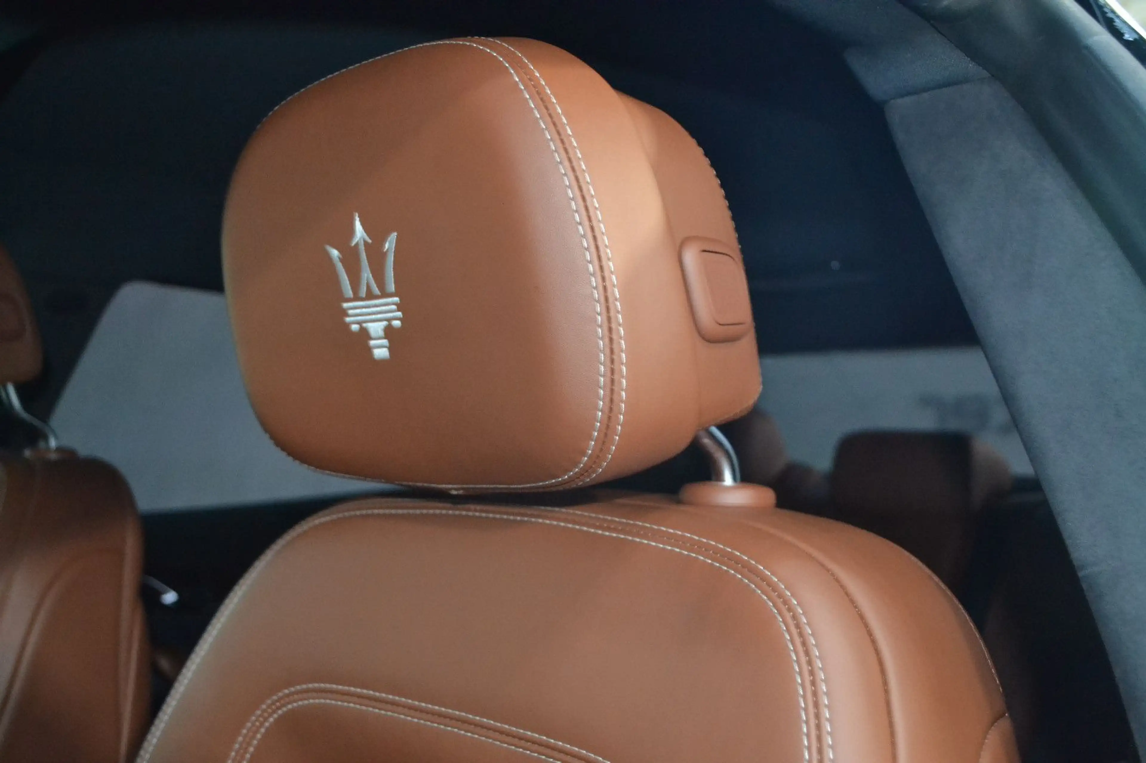 Maserati Quattroporte Gran Lusso SQ4*2Hand*Matrix*Deutsch — photo 10