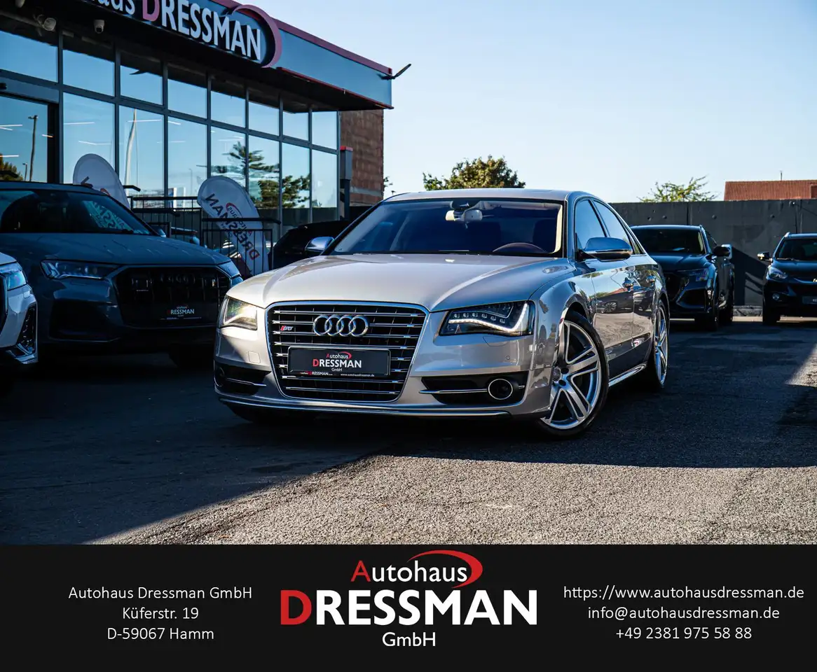 Audi S8
