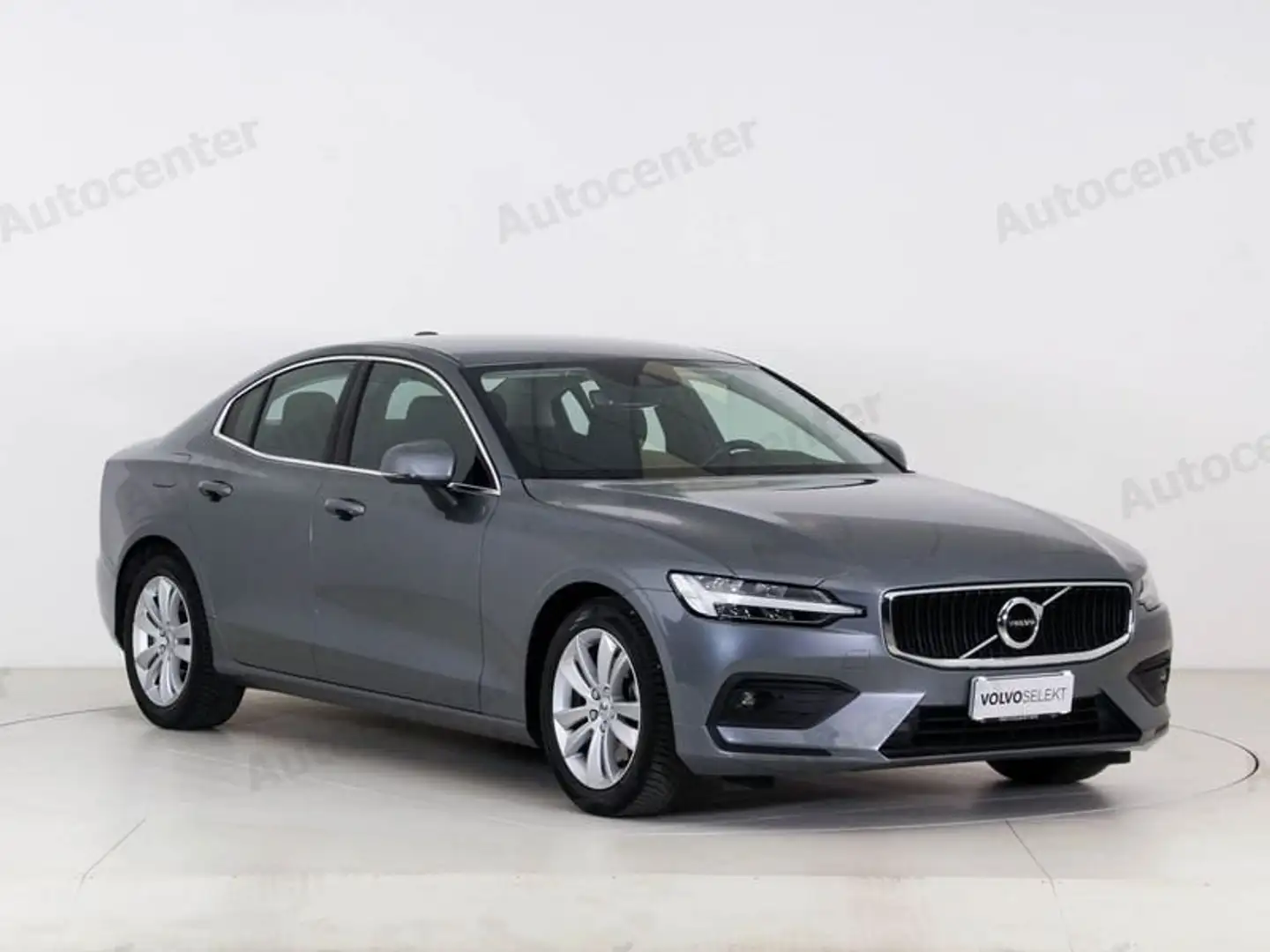 Volvo S60 B3 Geartronic Momentum Business Pro Gris - 2
