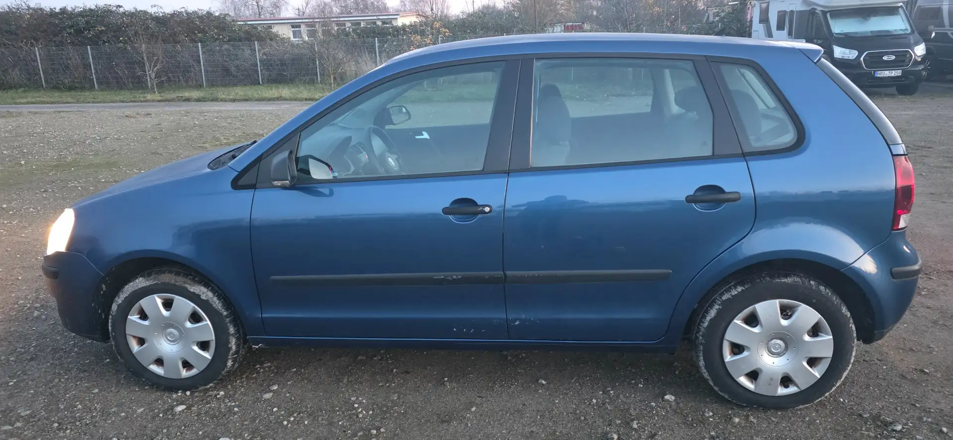 Volkswagen Polo Polo IV  5-Türer 1.2 Trendline Blau - 1