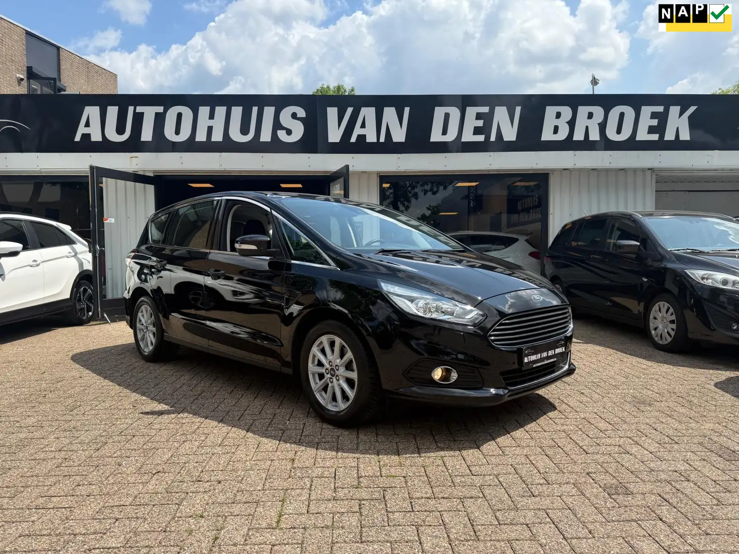 Ford S-Max 1.5 Titanium 7P|Navi|Cruise|Climate|Led|Pdc|DAB|St Nero - 1