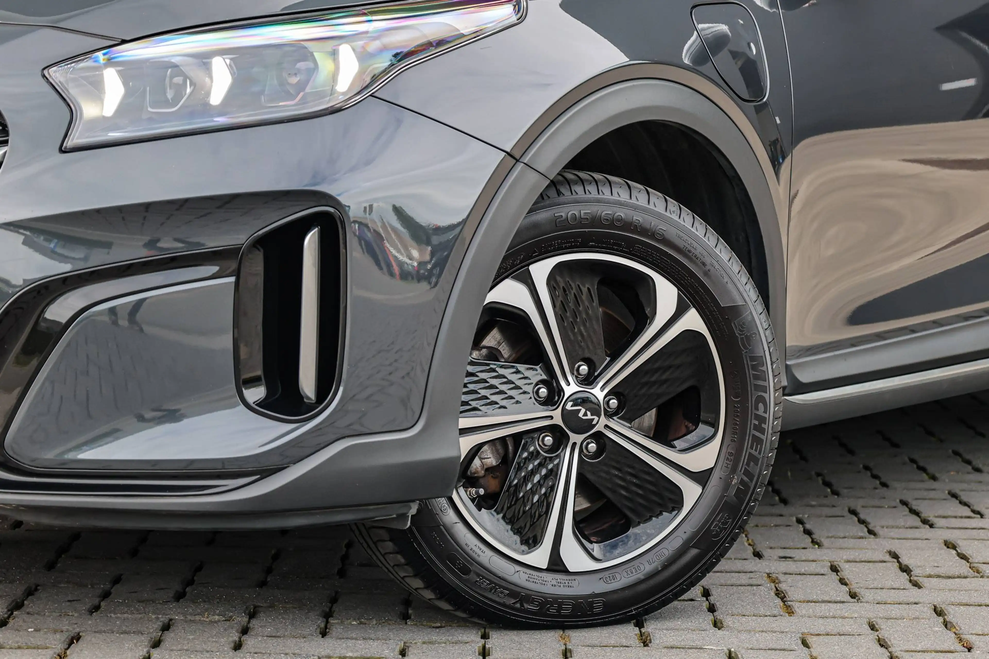 Kia XCeed XCeed PHEV 1.6 GDi Business Line DCT — photo 2