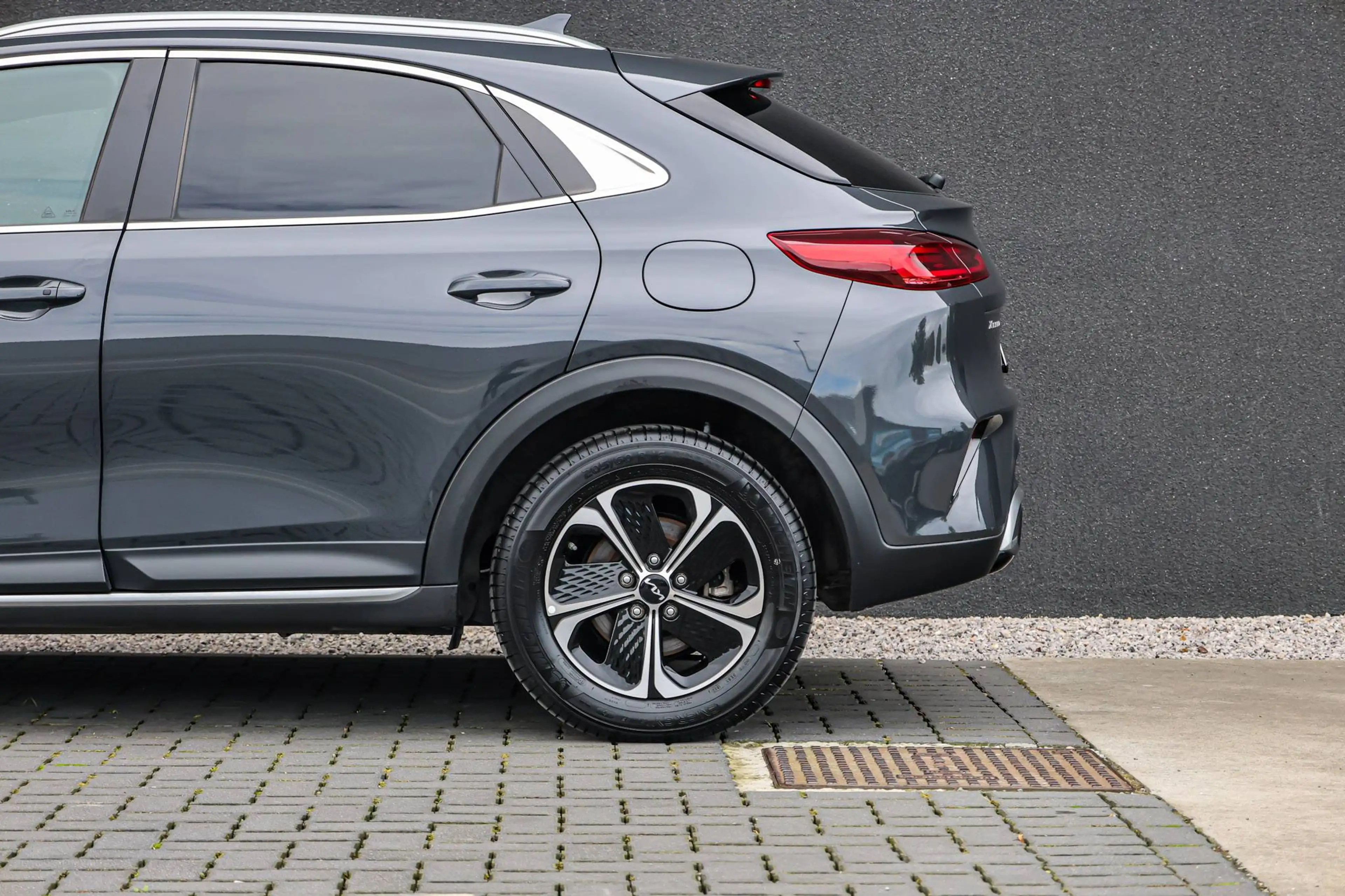 Kia XCeed XCeed PHEV 1.6 GDi Business Line DCT — photo 10