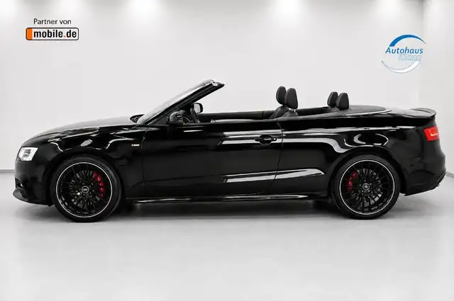 Audi A5 Cabriolet view 6