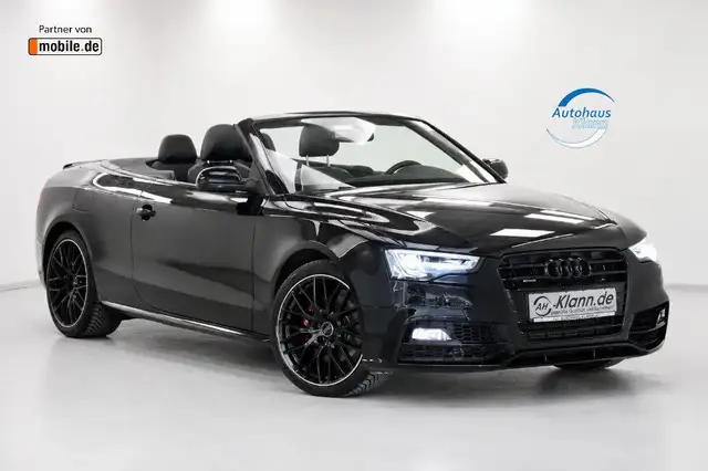 Audi A5 Cabriolet view 2