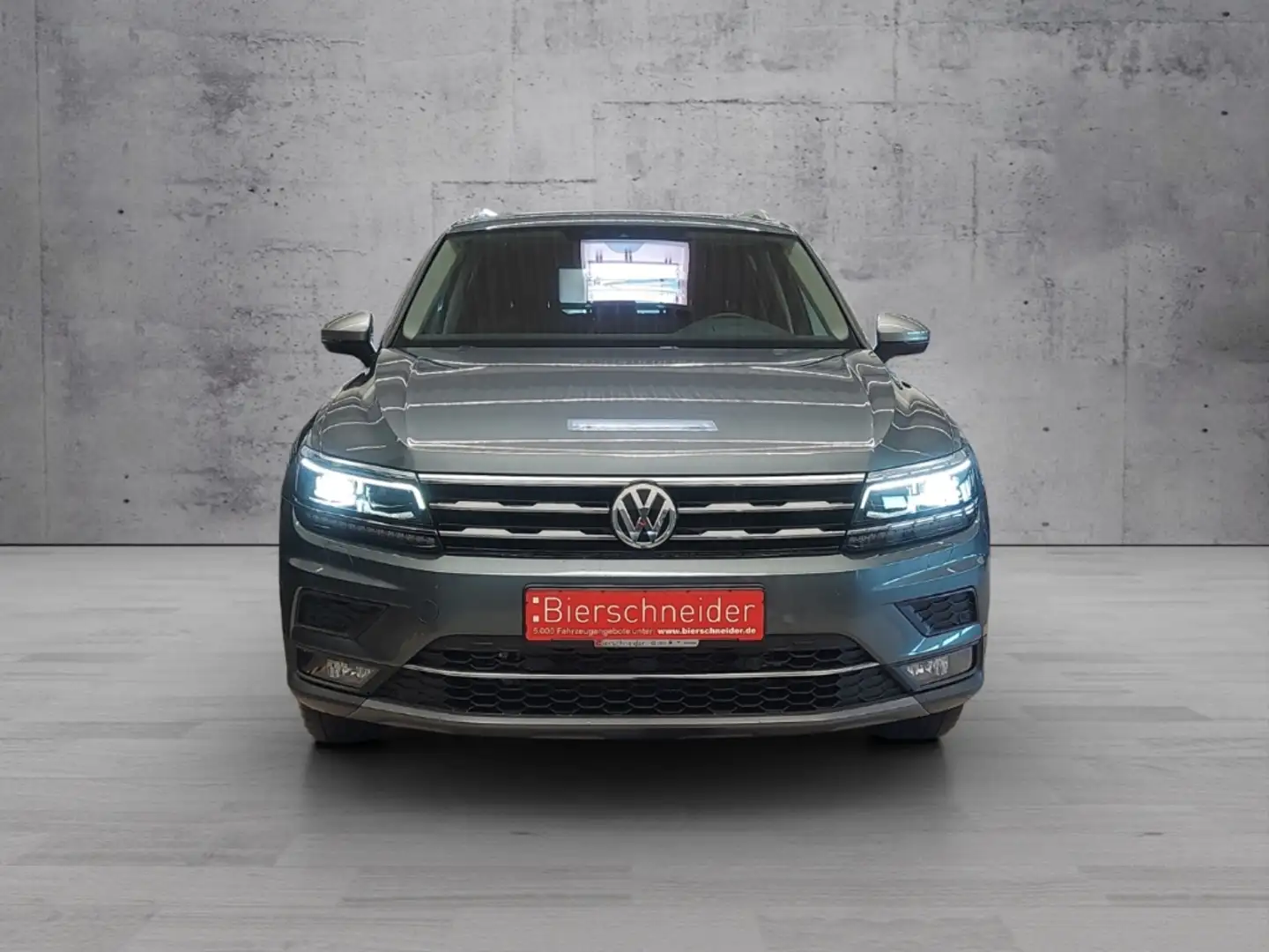 Volkswagen Tiguan Allspace 2.0 TDI DSG 4Mo. Highline PANO REAR VIEW ACC LED Grau - 2