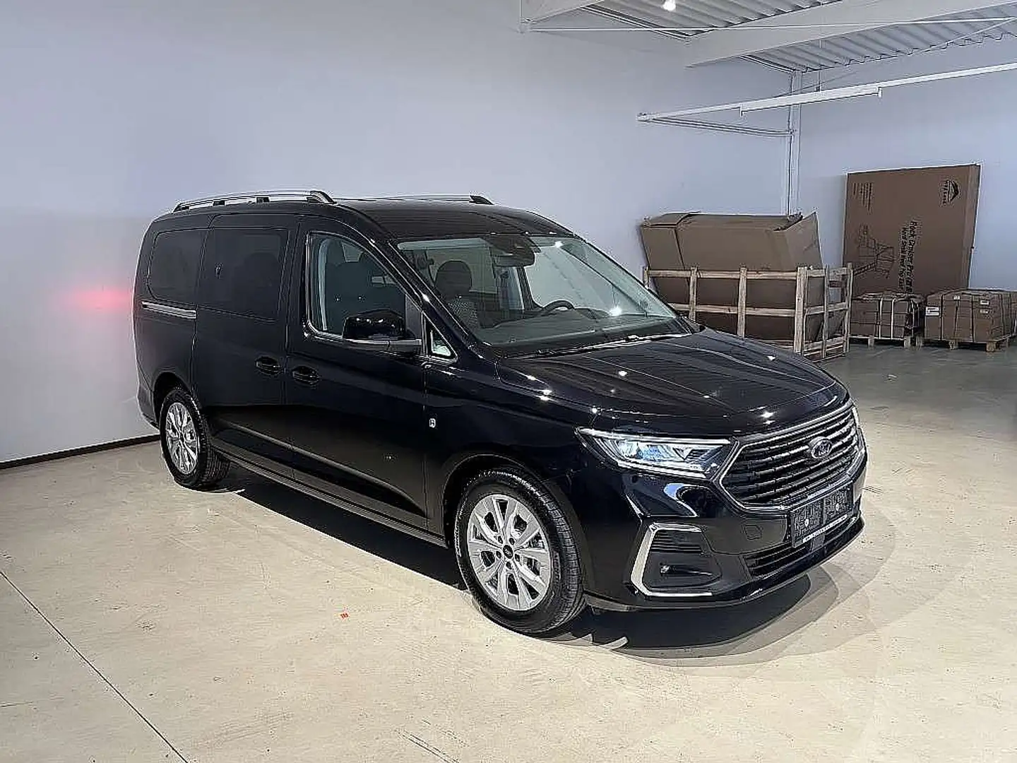 Ford Grand Tourneo Connect 1,5 EcoBoost PHEV L2 Titanium Fekete - 1