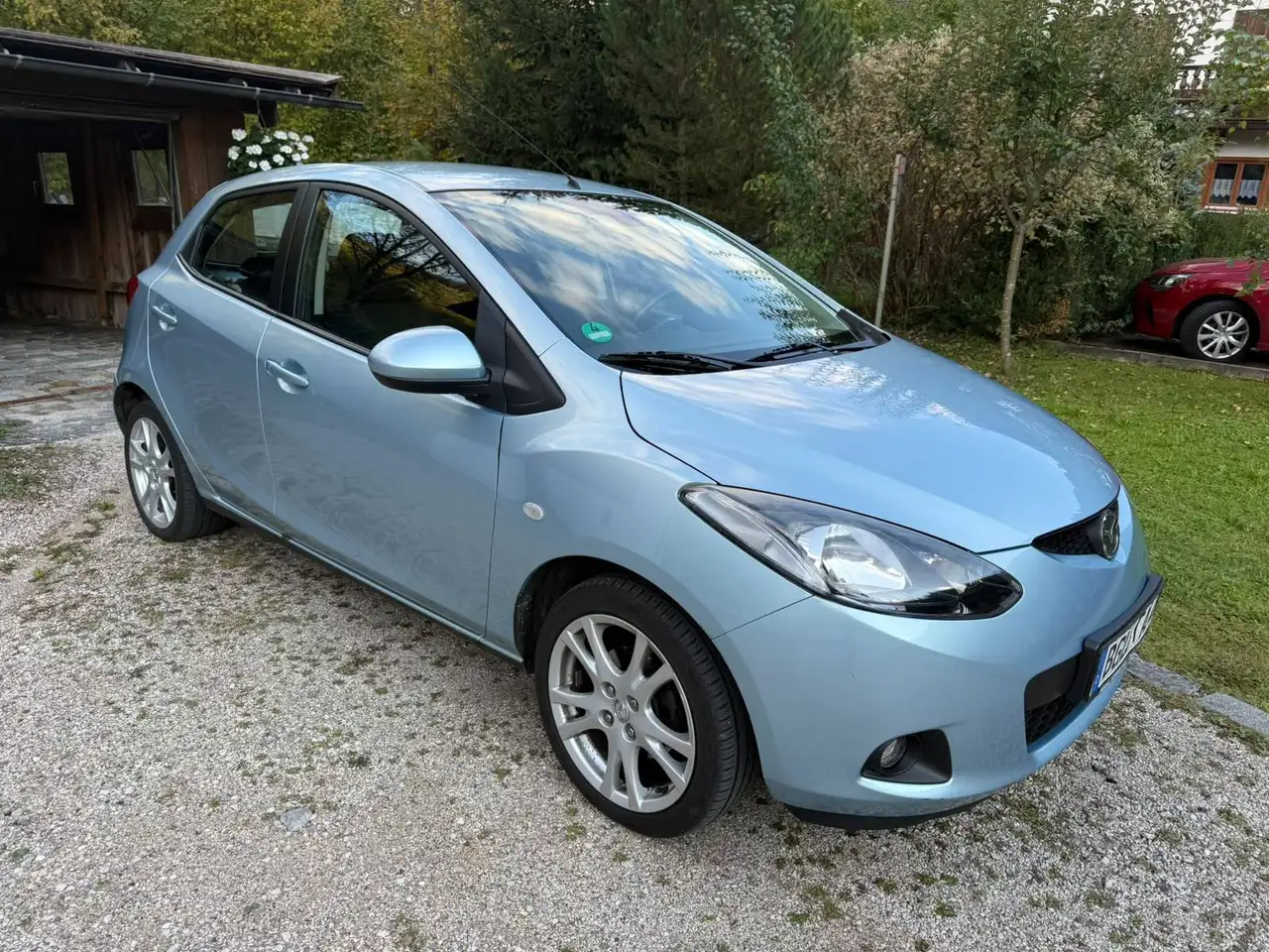 Mazda 2