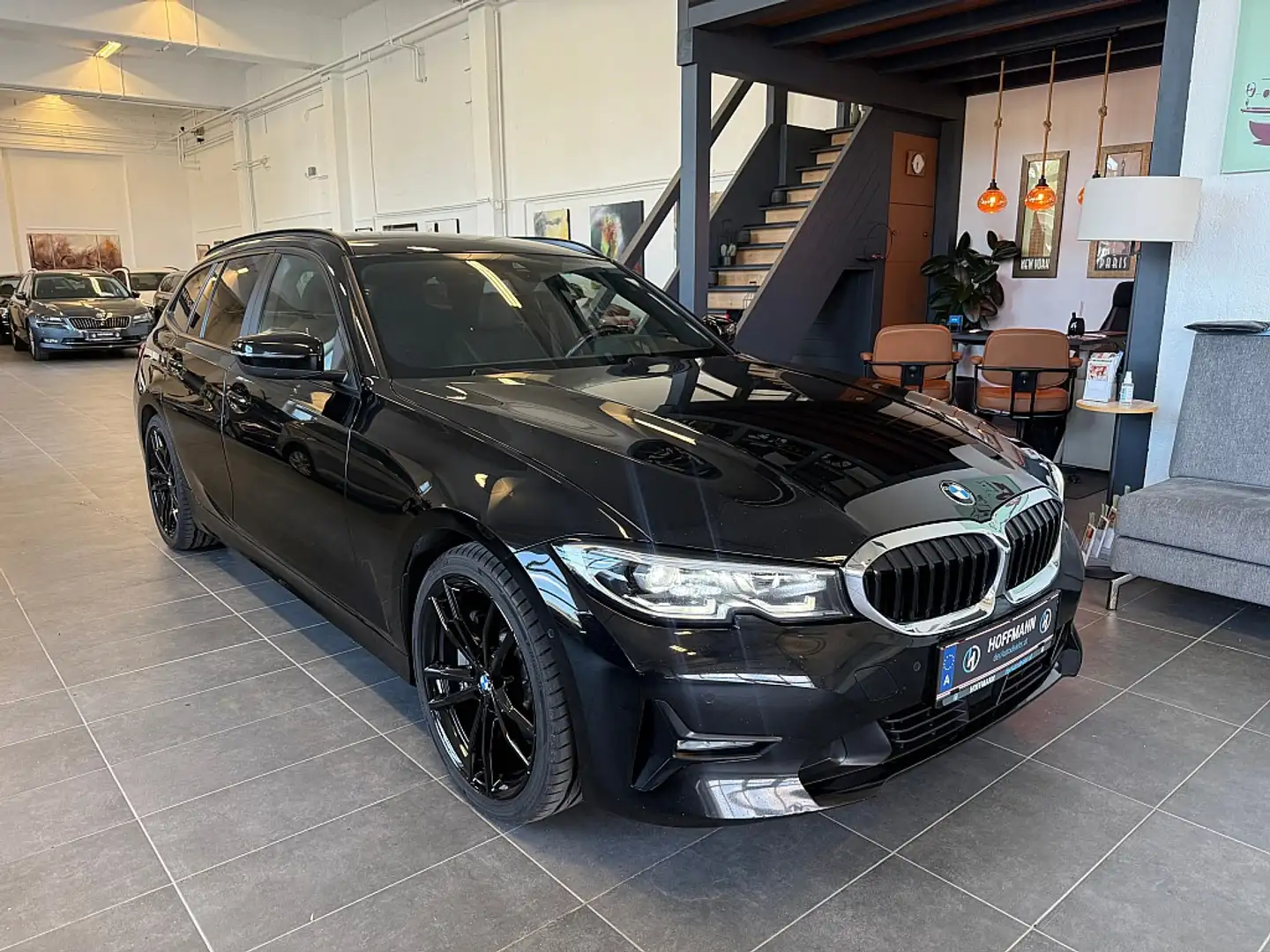 BMW 330 i xDrive Touring Aut. ACC+,HiFi System, el Sitz... Noir - 1