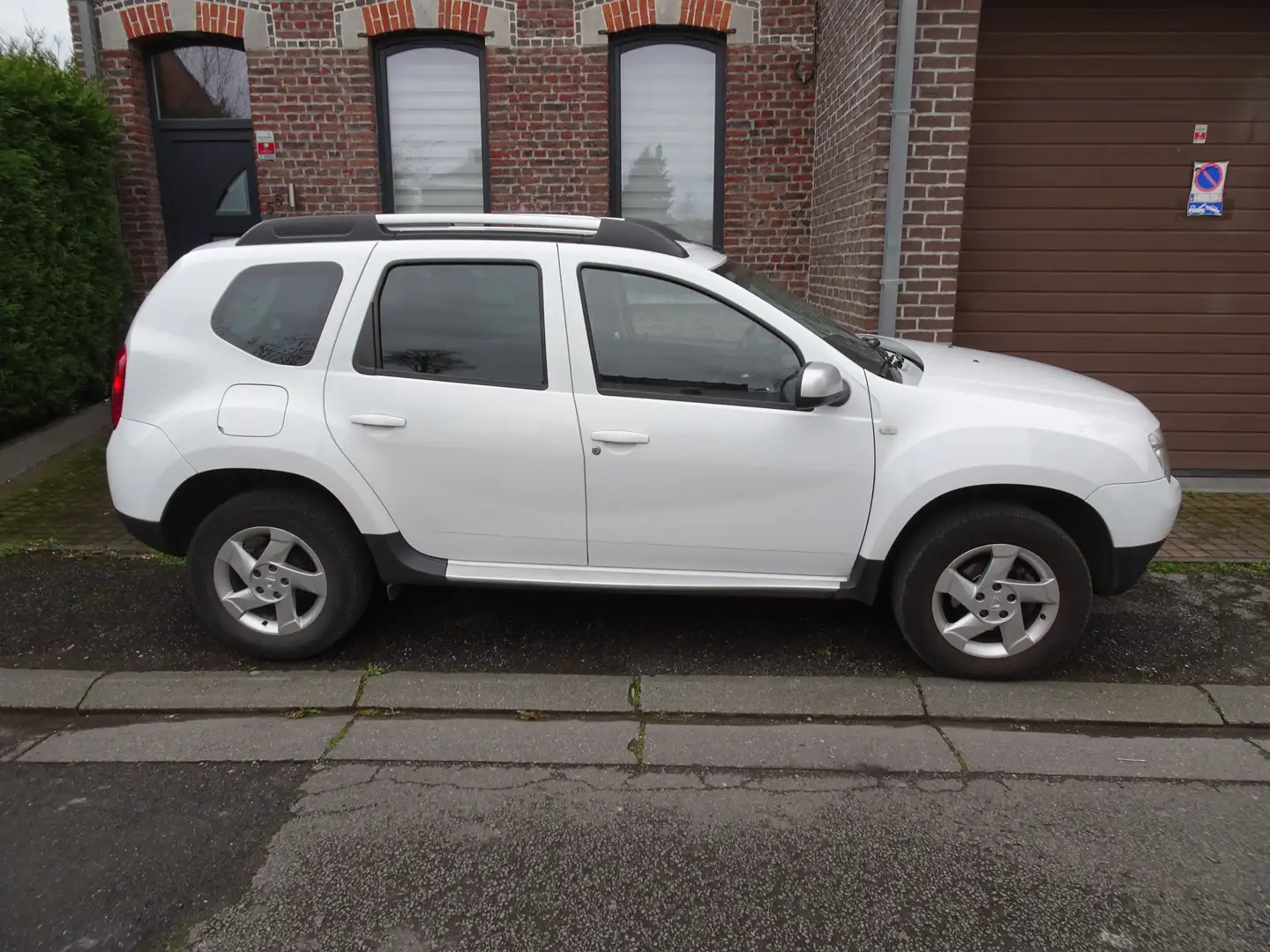 Dacia Duster 1.5 dCi 4x2 Ambiance FAP Wit - 2