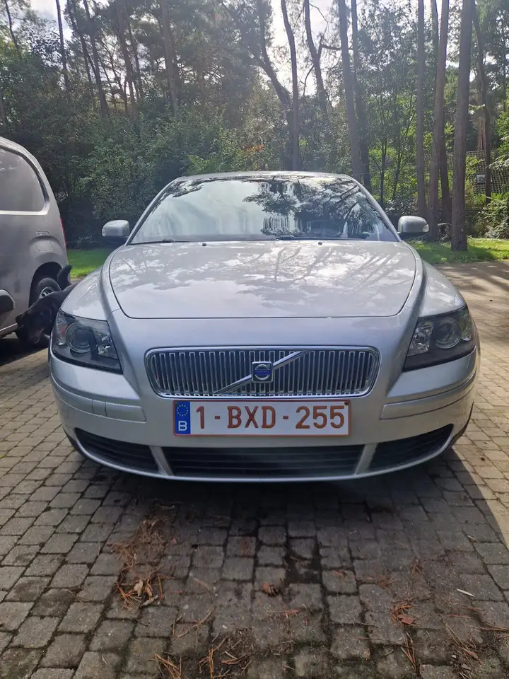 Volvo S40