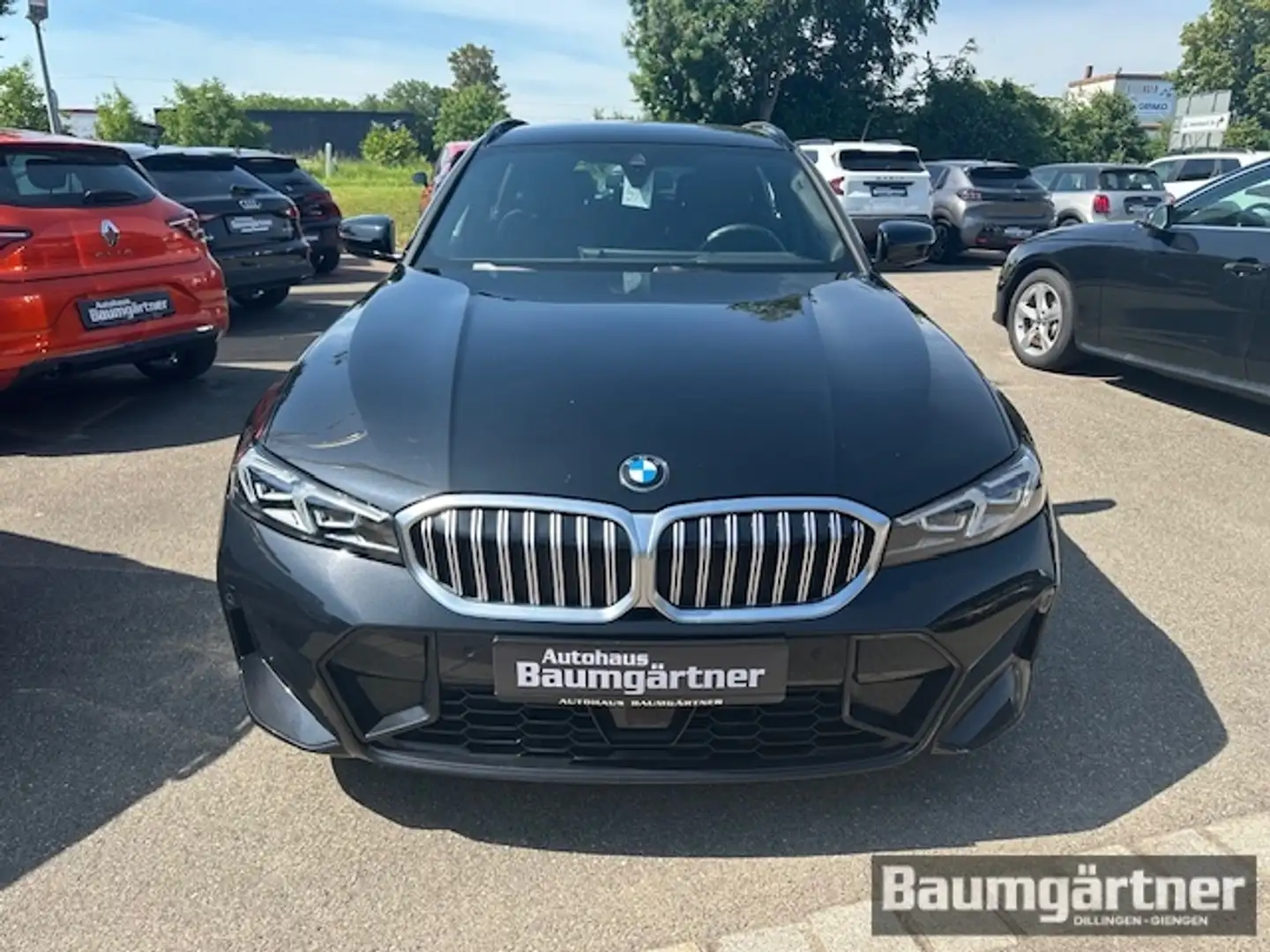 BMW 330 i M-Sport Touring Kamera/ACC/AHK/PDC/Sitzh. Schwarz - 2