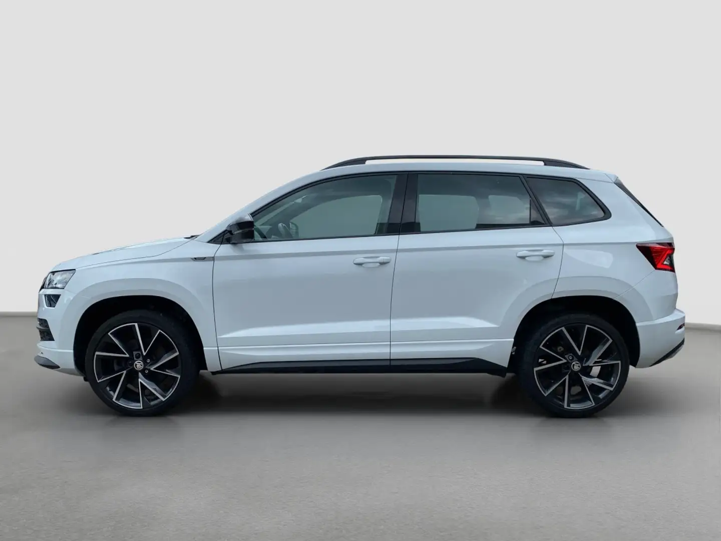 Skoda Karoq 1.5 TSI Sportline NAVI KAMERA LED SHZ ACC Klima Weiß - 2