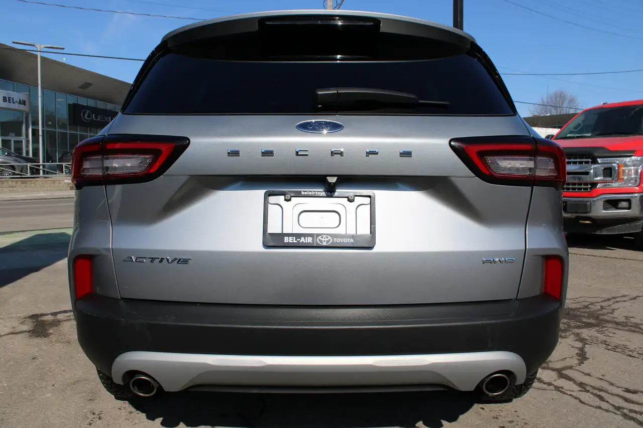Ford Escape снимка Ford Escape
