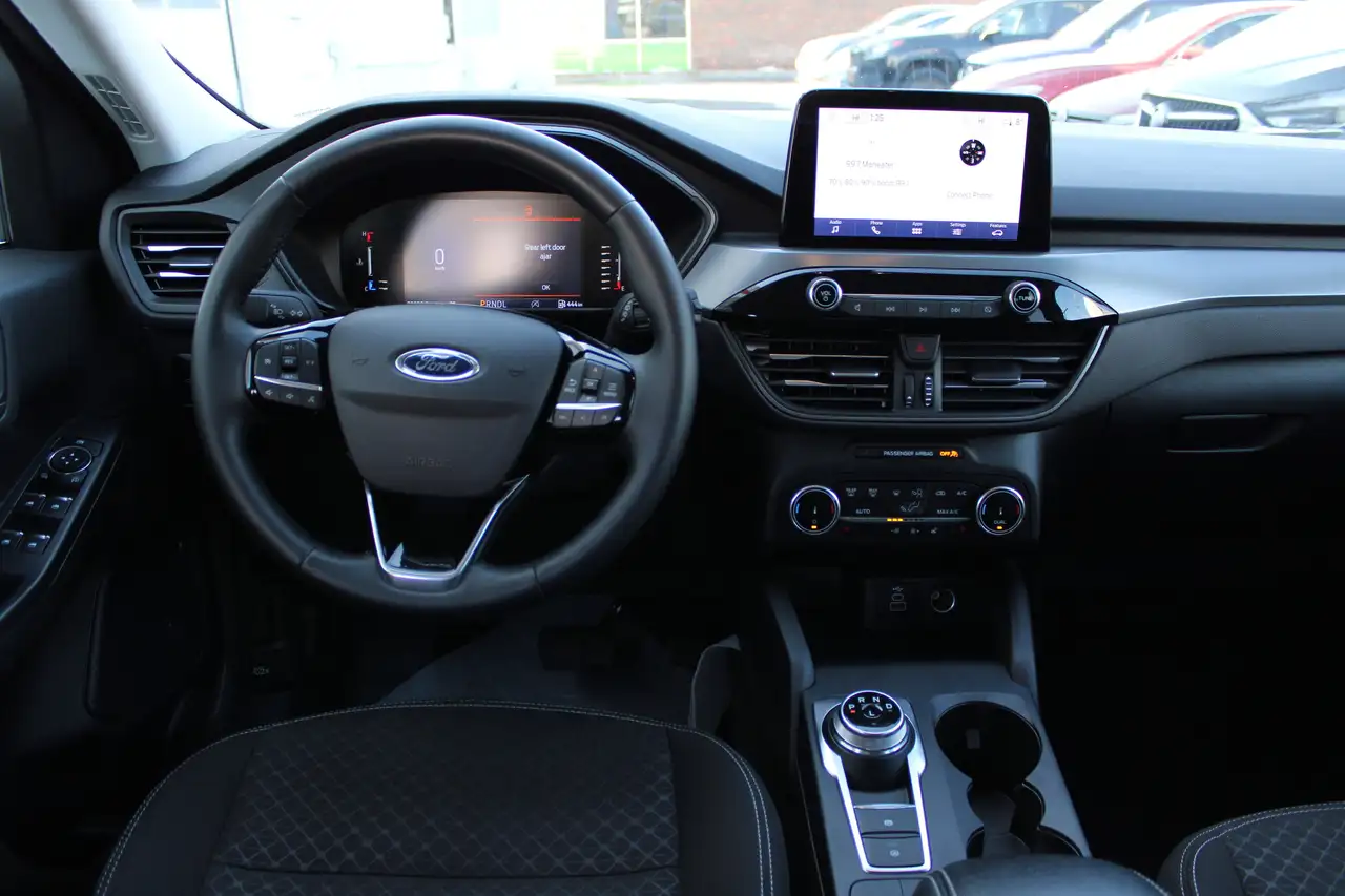 Ford Escape снимка Ford Escape