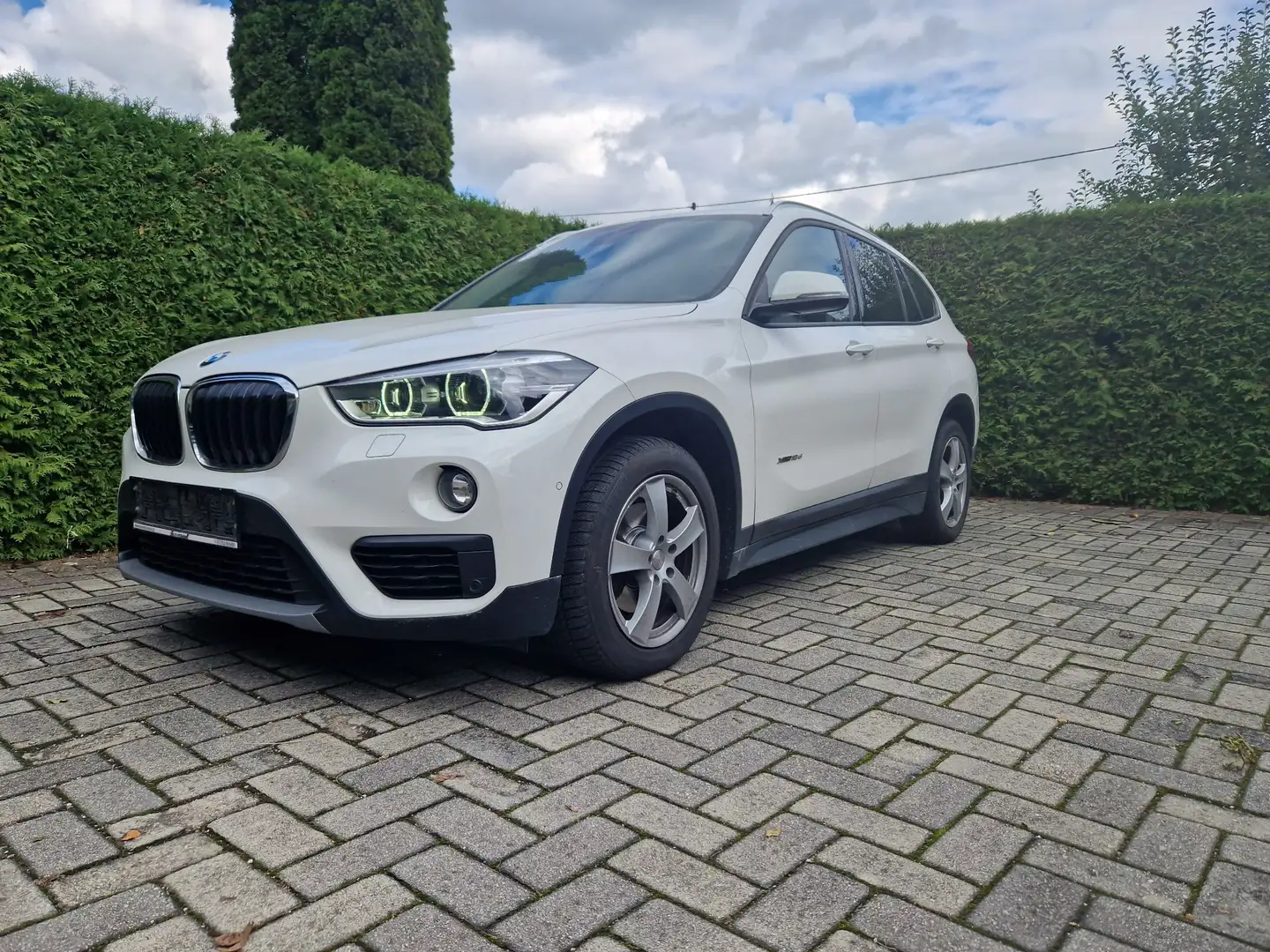 BMW X1 xDrive18d Advantage Aut. - 1