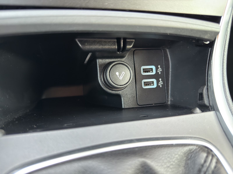 Ford S-Max Titanium 7-Sitze NAVI LED PDC RFK Keyless — photo 31