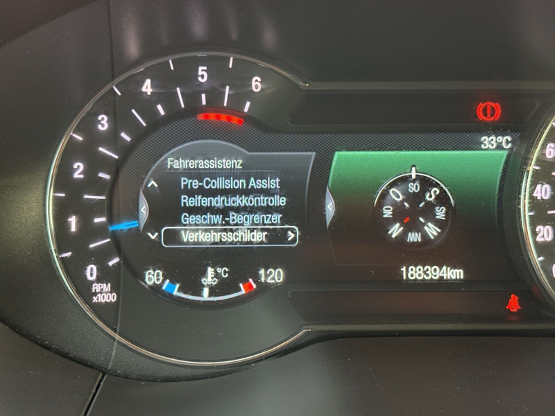 Ford S-Max Titanium 7-Sitze NAVI LED PDC RFK Keyless — photo 30