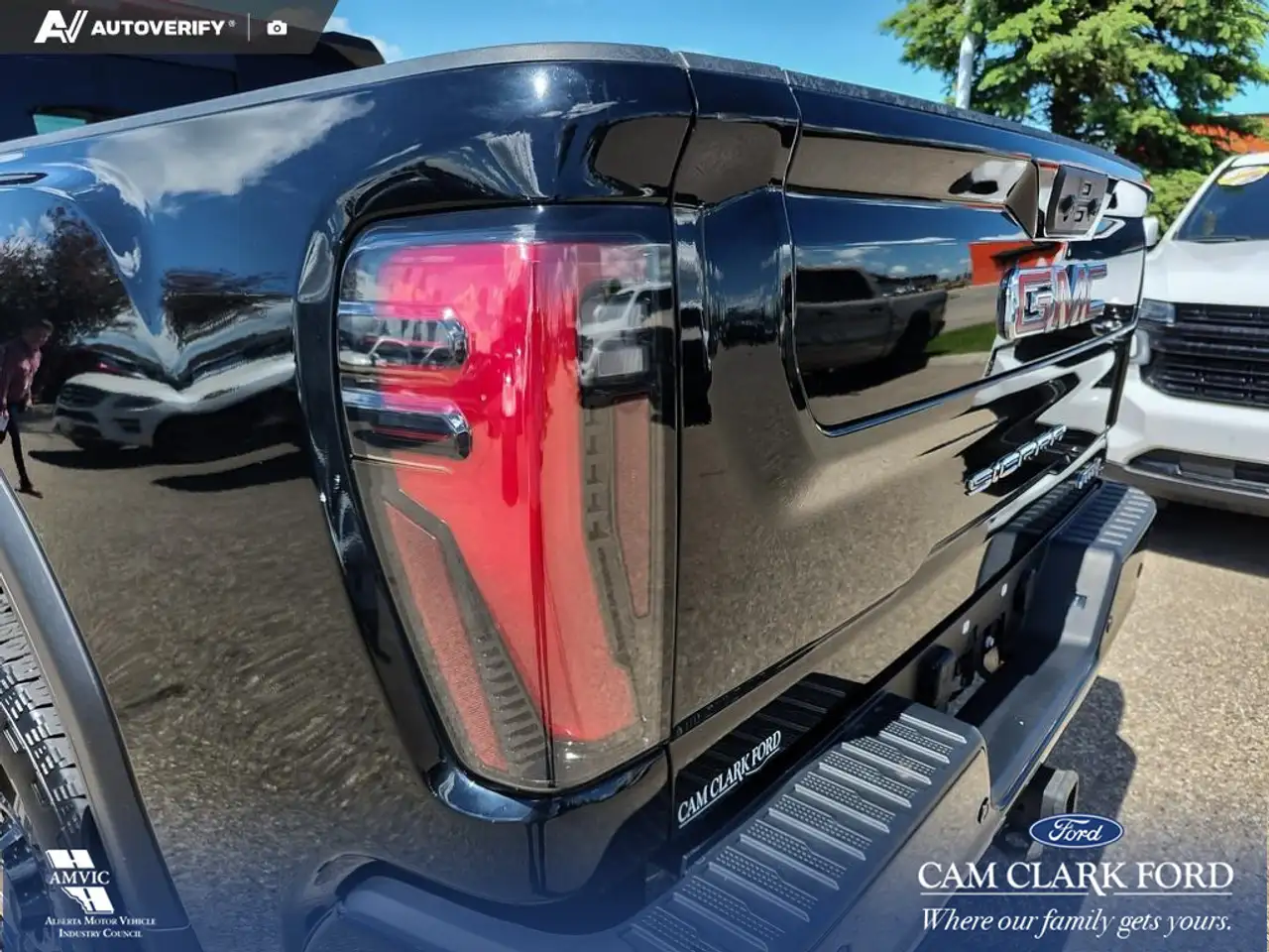 GMC Sierra 3500HD fotografie GMC Sierra 3500HD
