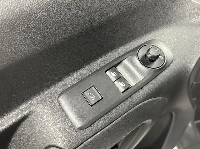 Peugeot Partner view 12