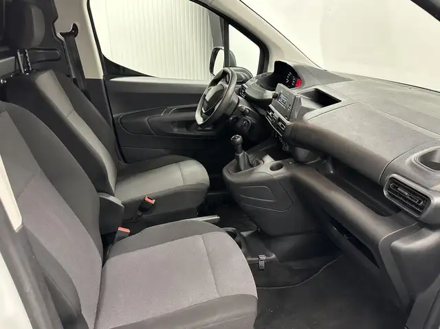 Peugeot Partner view 10