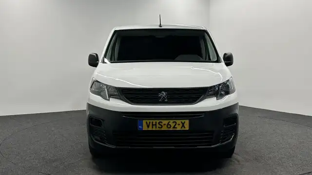 Peugeot Partner view 5