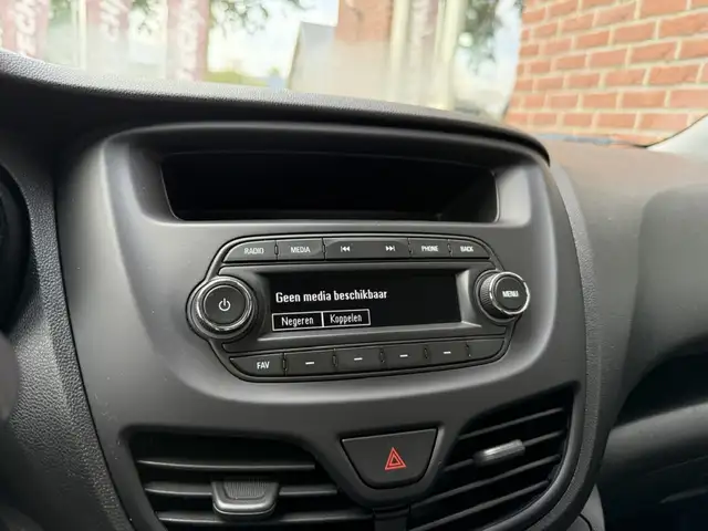 Opel Karl view 17