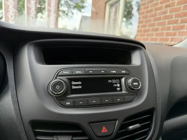 Opel Karl view 16