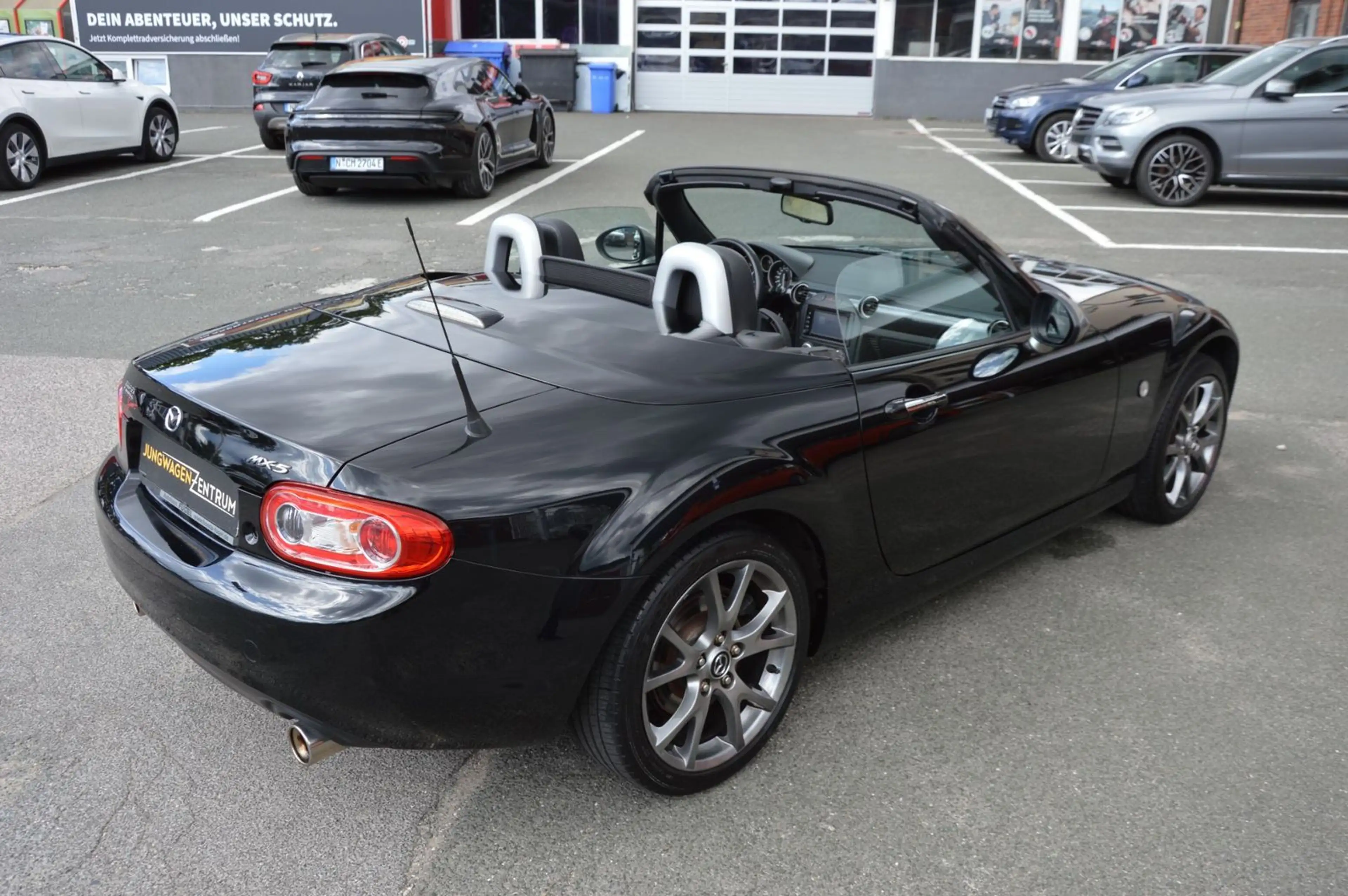 Mazda MX-5 2.0 Sendo"HARDTOP"SITZHZ"NAVI"TEMPOMAT"BT" — photo 12