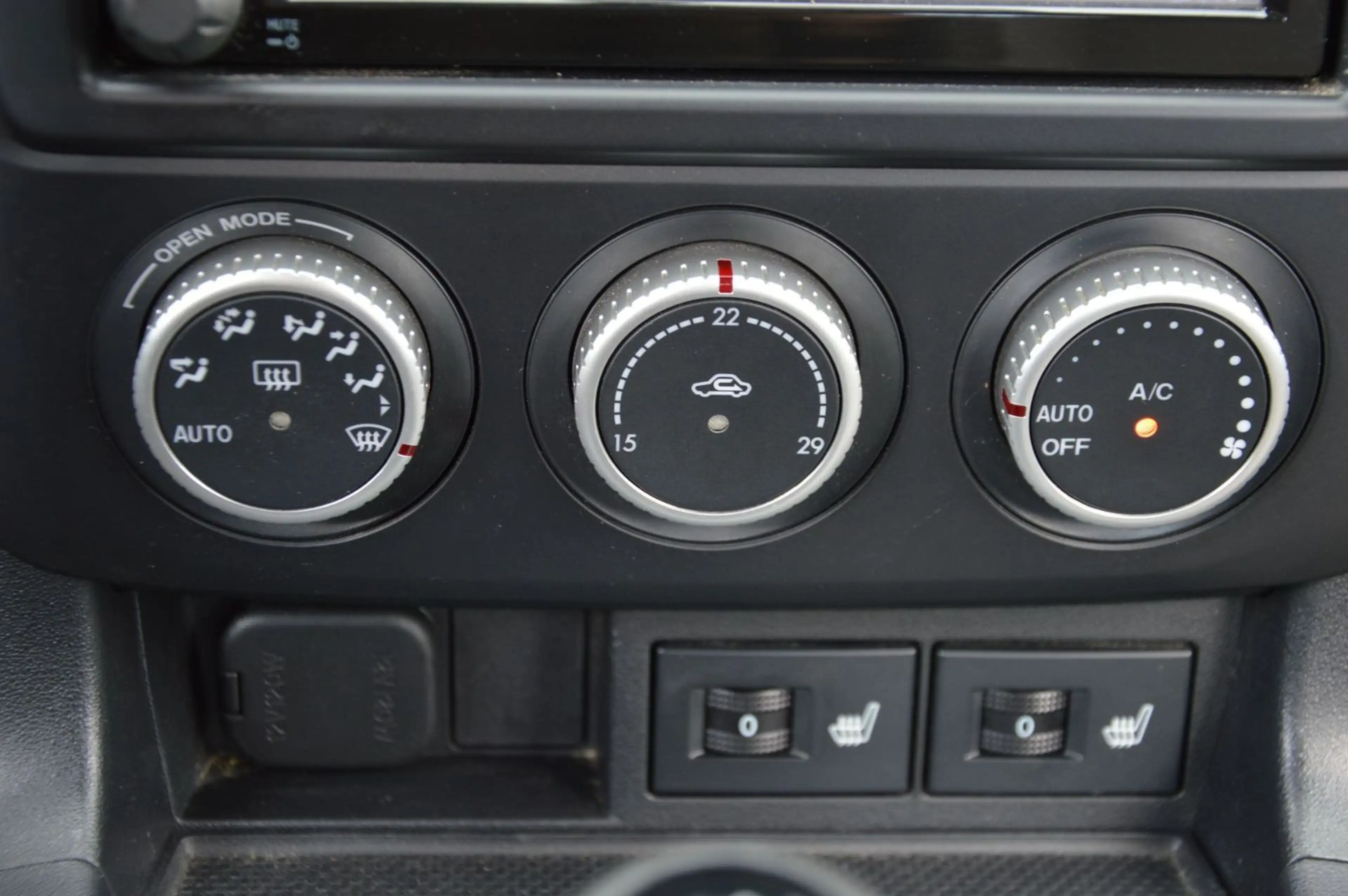 Mazda MX-5 2.0 Sendo"HARDTOP"SITZHZ"NAVI"TEMPOMAT"BT" — photo 14