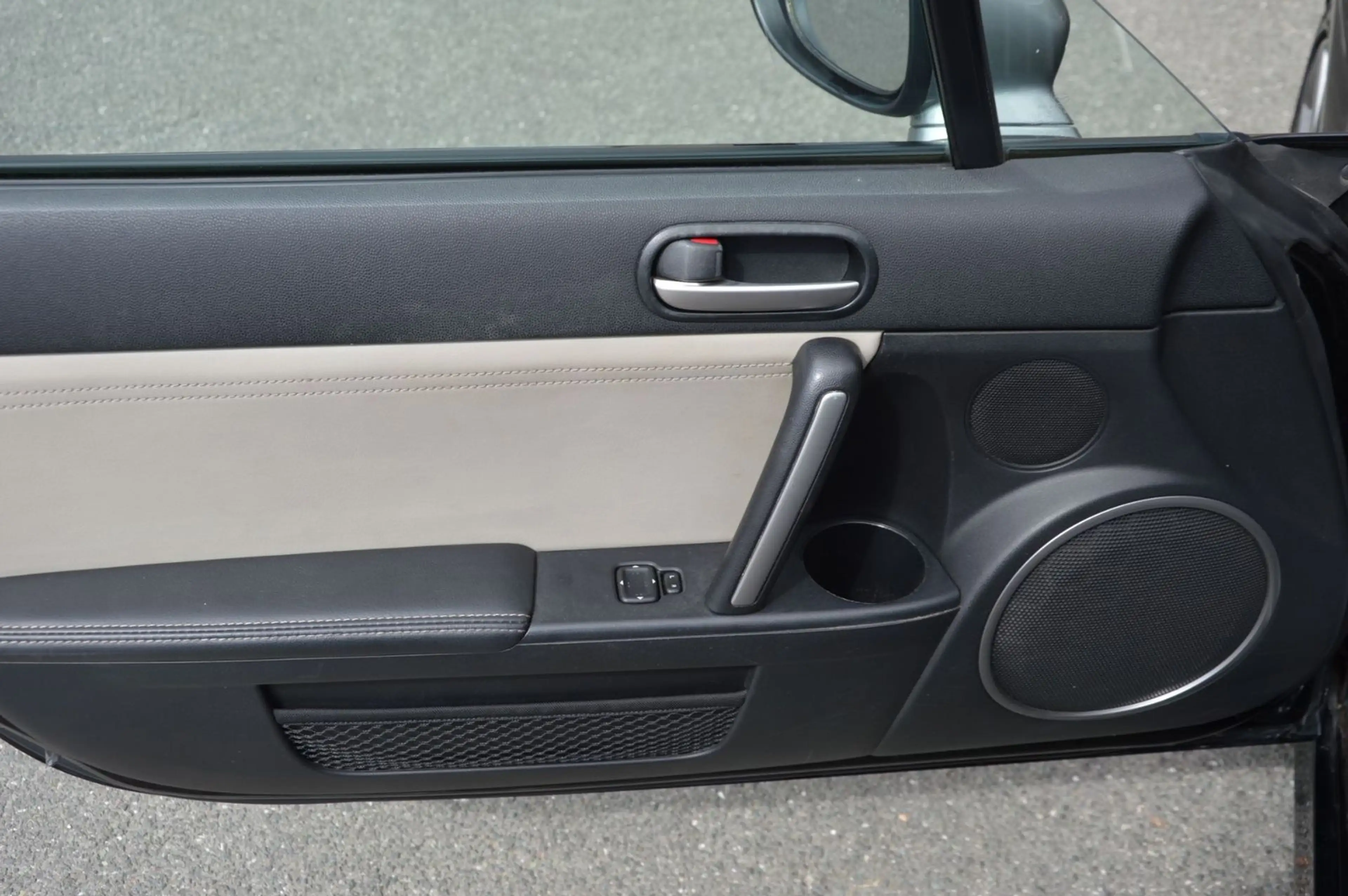 Mazda MX-5 2.0 Sendo"HARDTOP"SITZHZ"NAVI"TEMPOMAT"BT" — photo 7