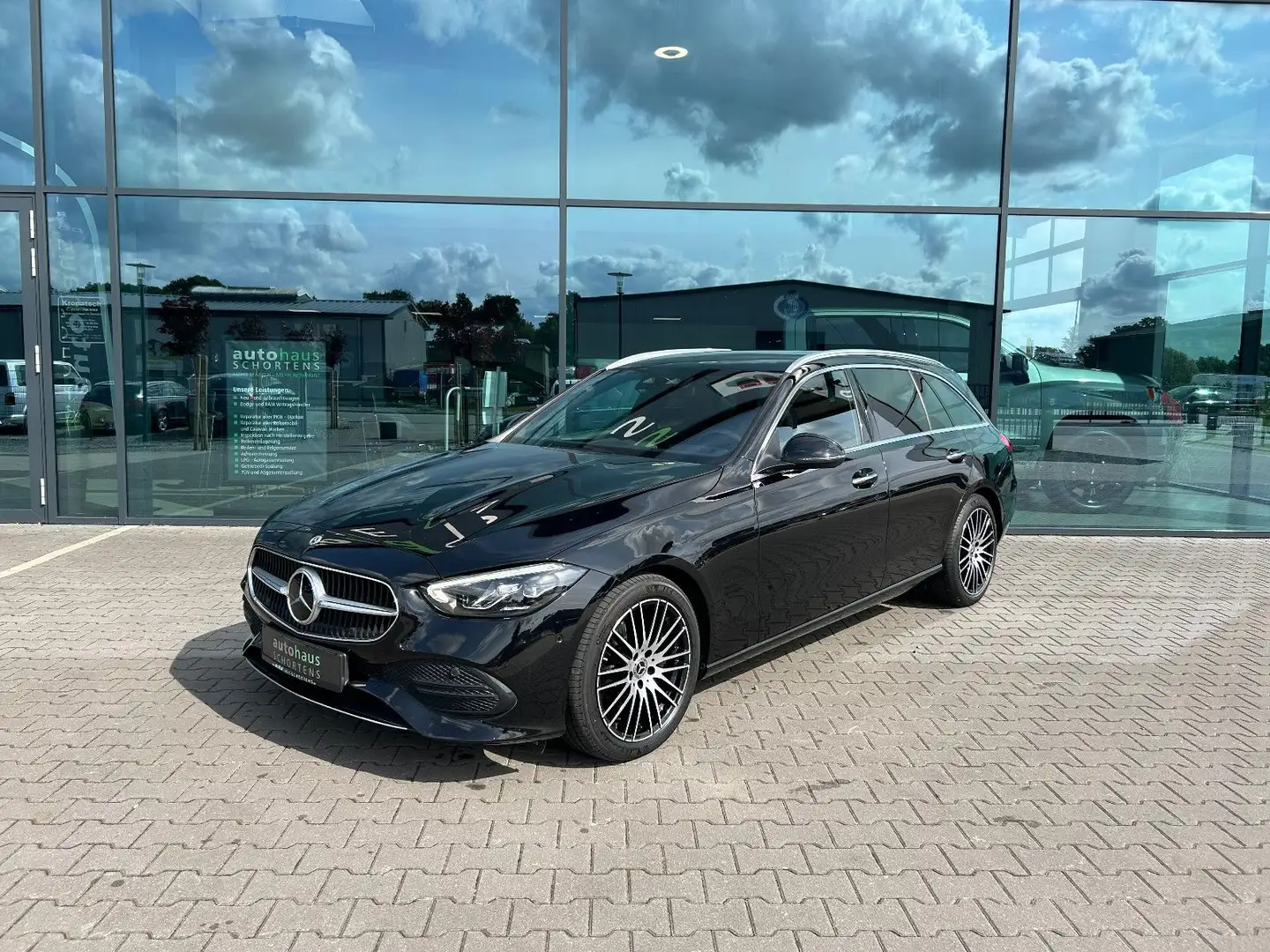 Mercedes-Benz C 220 d T Avantgarde AHK MBUX LED ACC Kamera 1.Hd Noir - 1