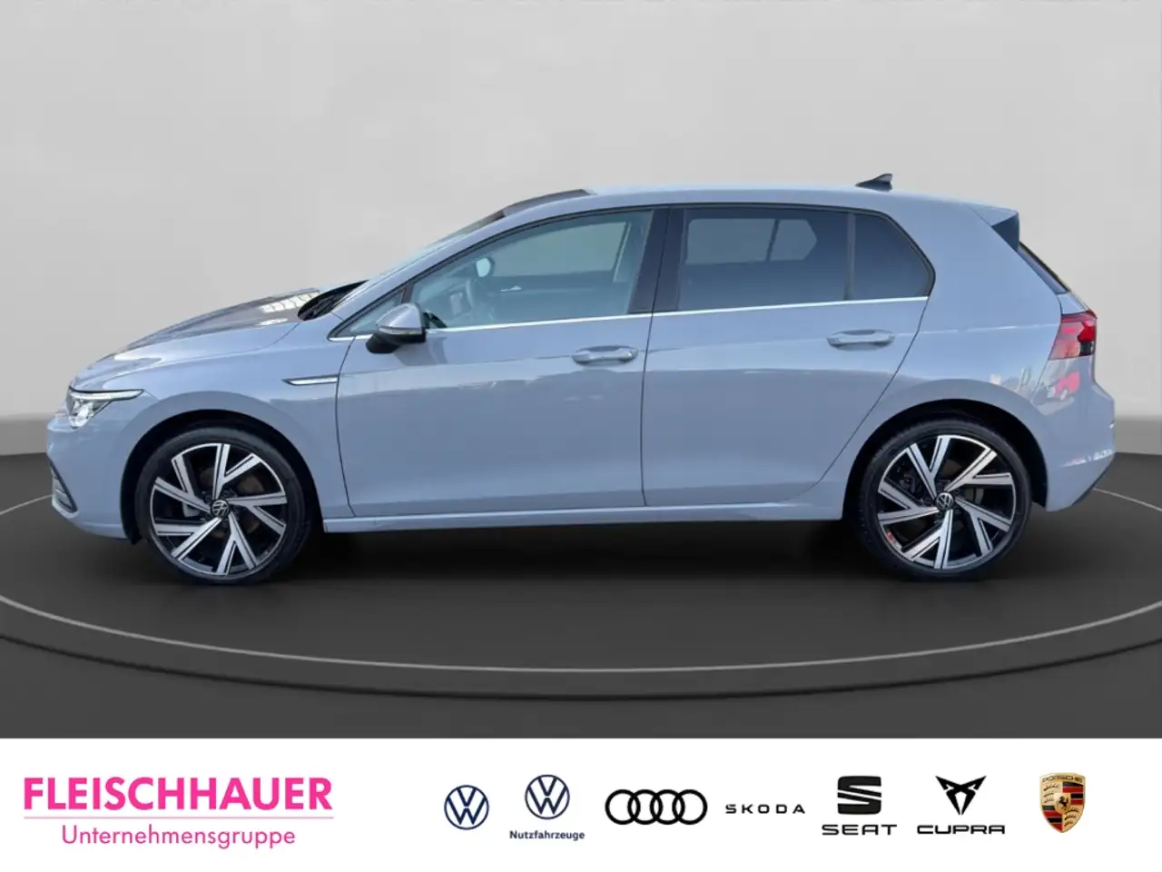 Volkswagen Golf VIII Style 1,5 TSI Navi+RK+ACC+CarPlay+ 4