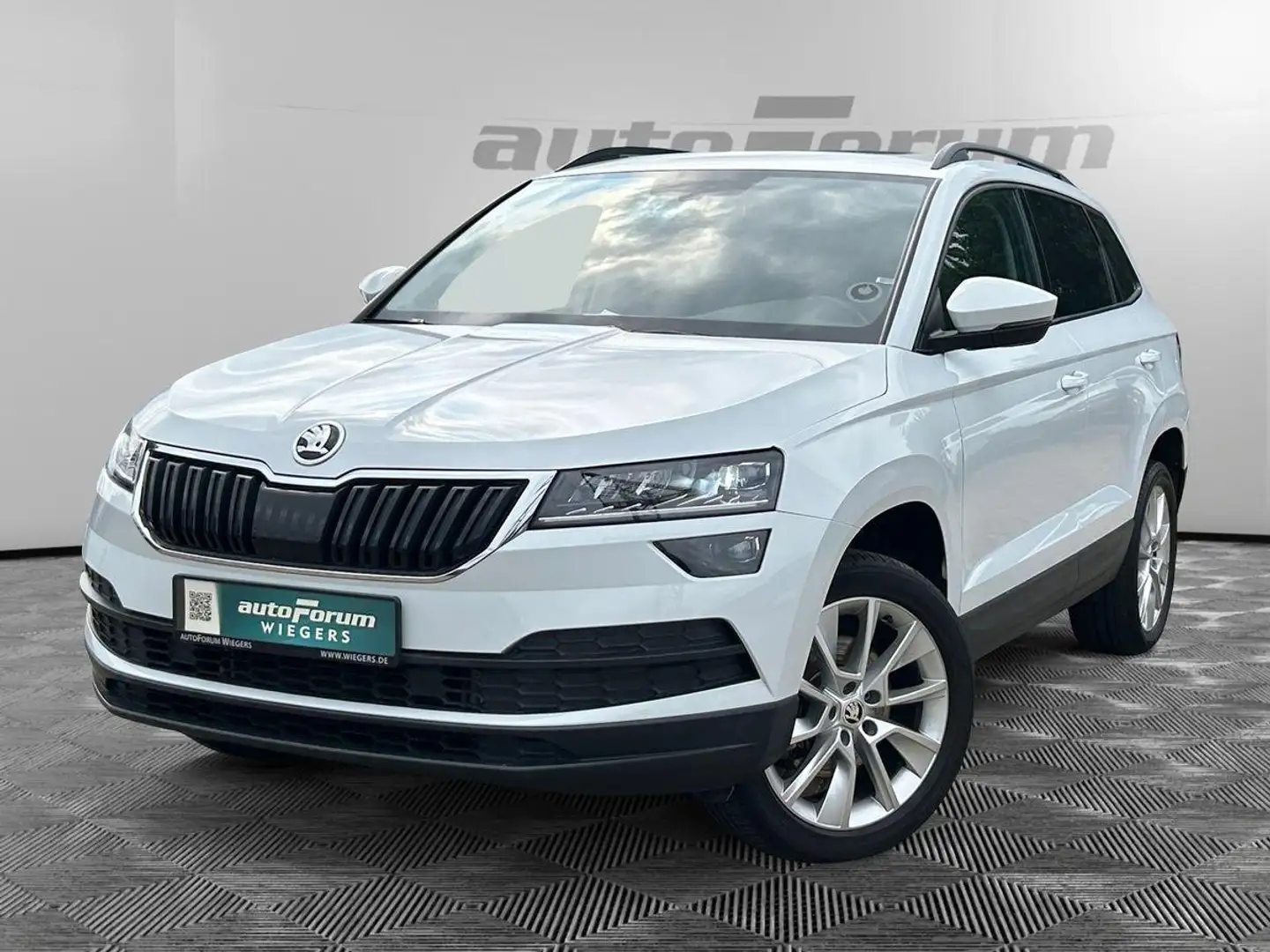 Skoda Karoq 2,0 TDI Ambition 4x4 Kamera+LED+Pano Blanco - 2