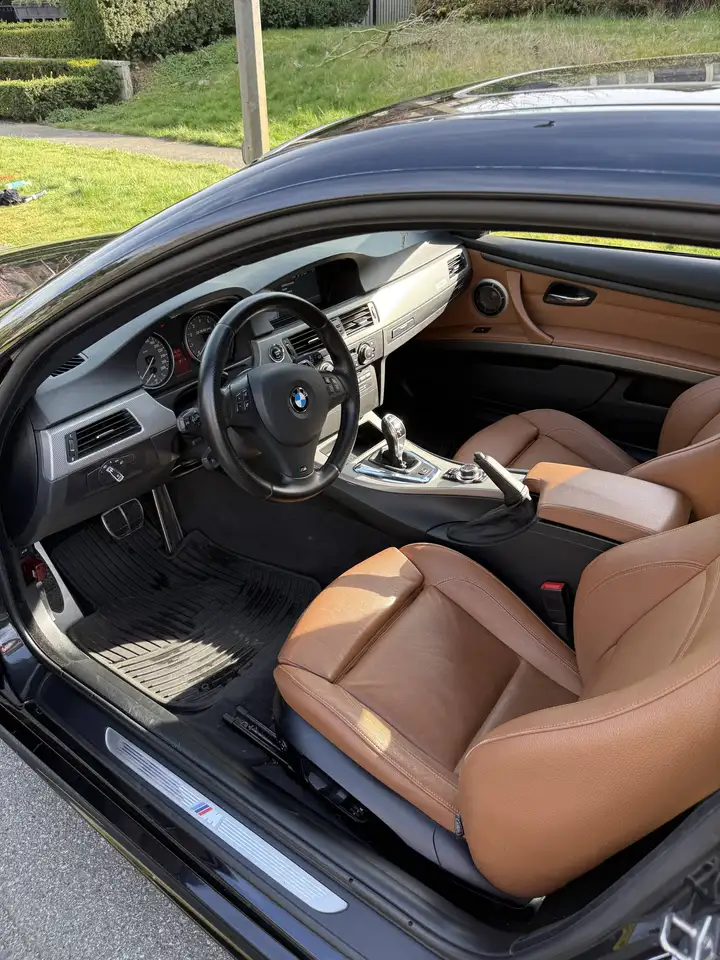 BMW 3 Series снимка BMW 3 Series