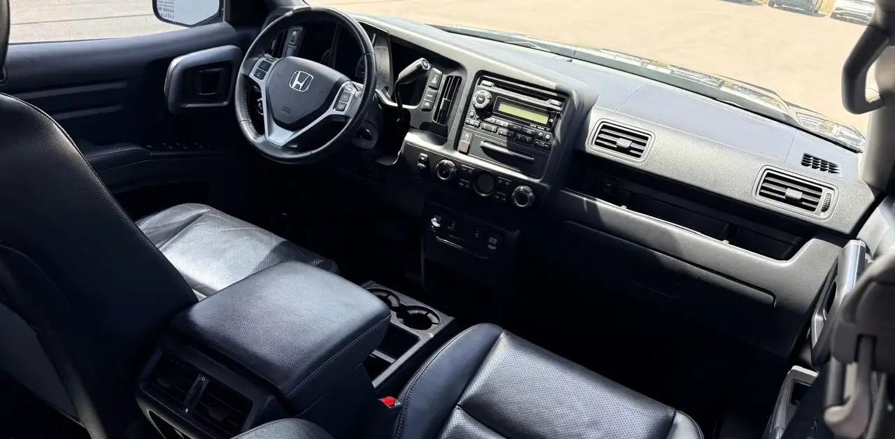 Honda Ridgeline photo Honda Ridgeline