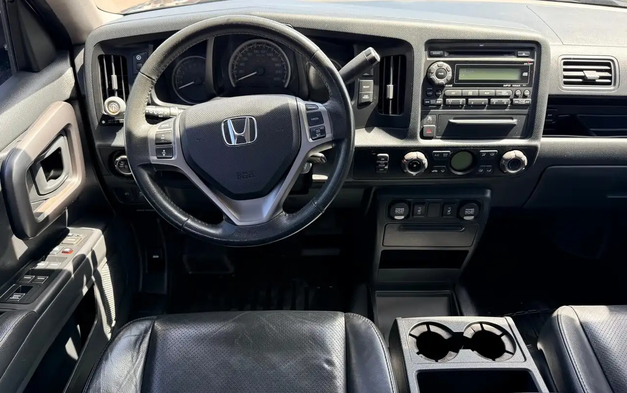 Honda Ridgeline photo Honda Ridgeline