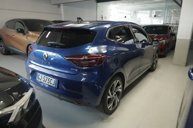 Renault Clio view 8