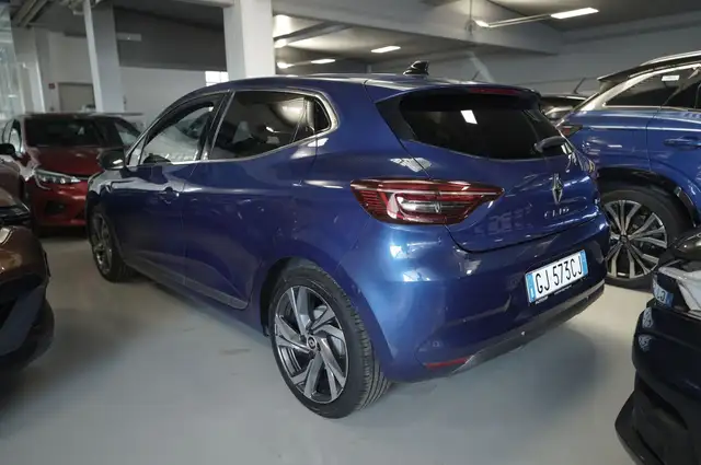 Renault Clio view 9
