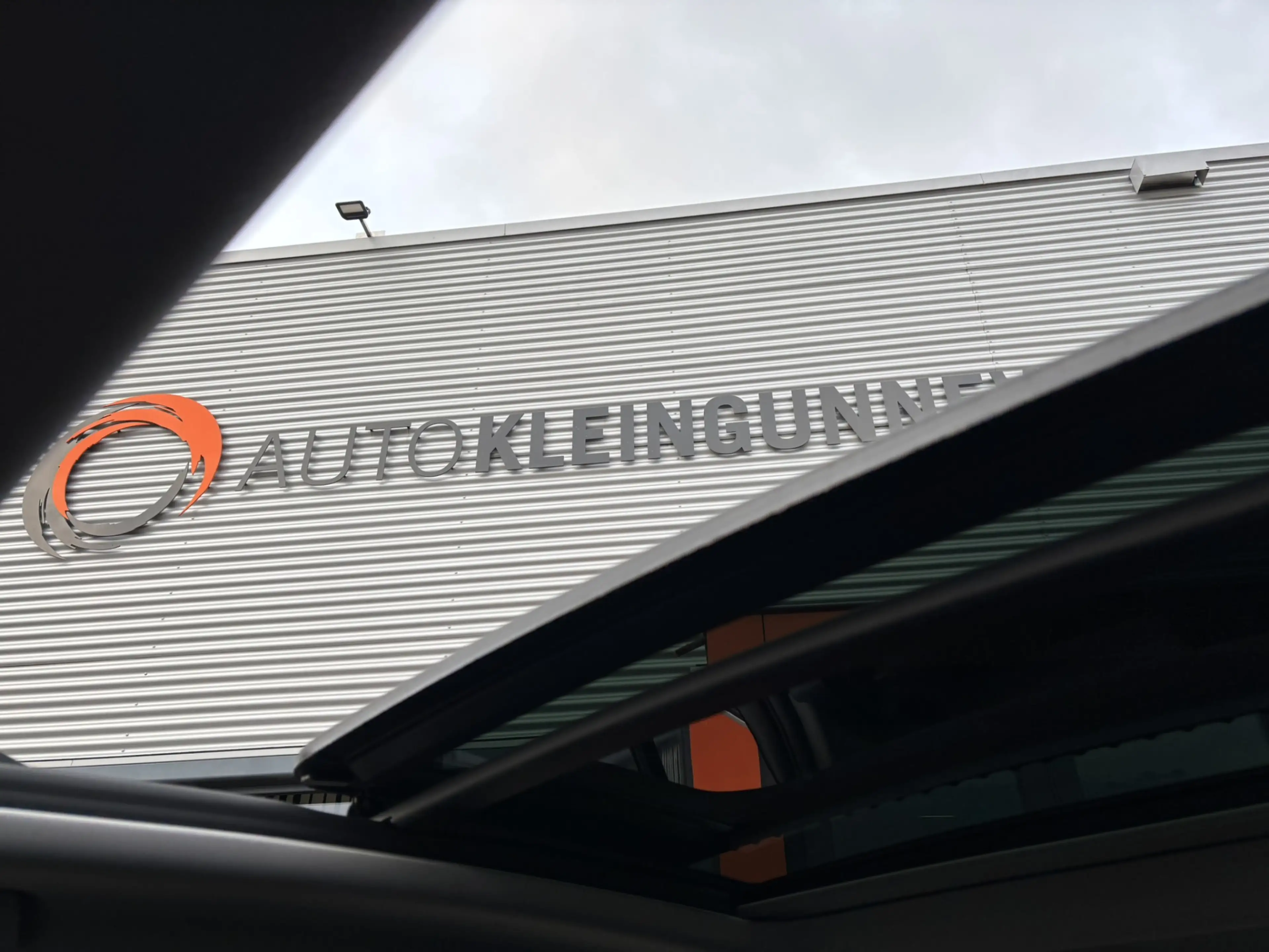 BMW 118 1-serie 118i Business Edition / Schuifkanteldak / — photo 9