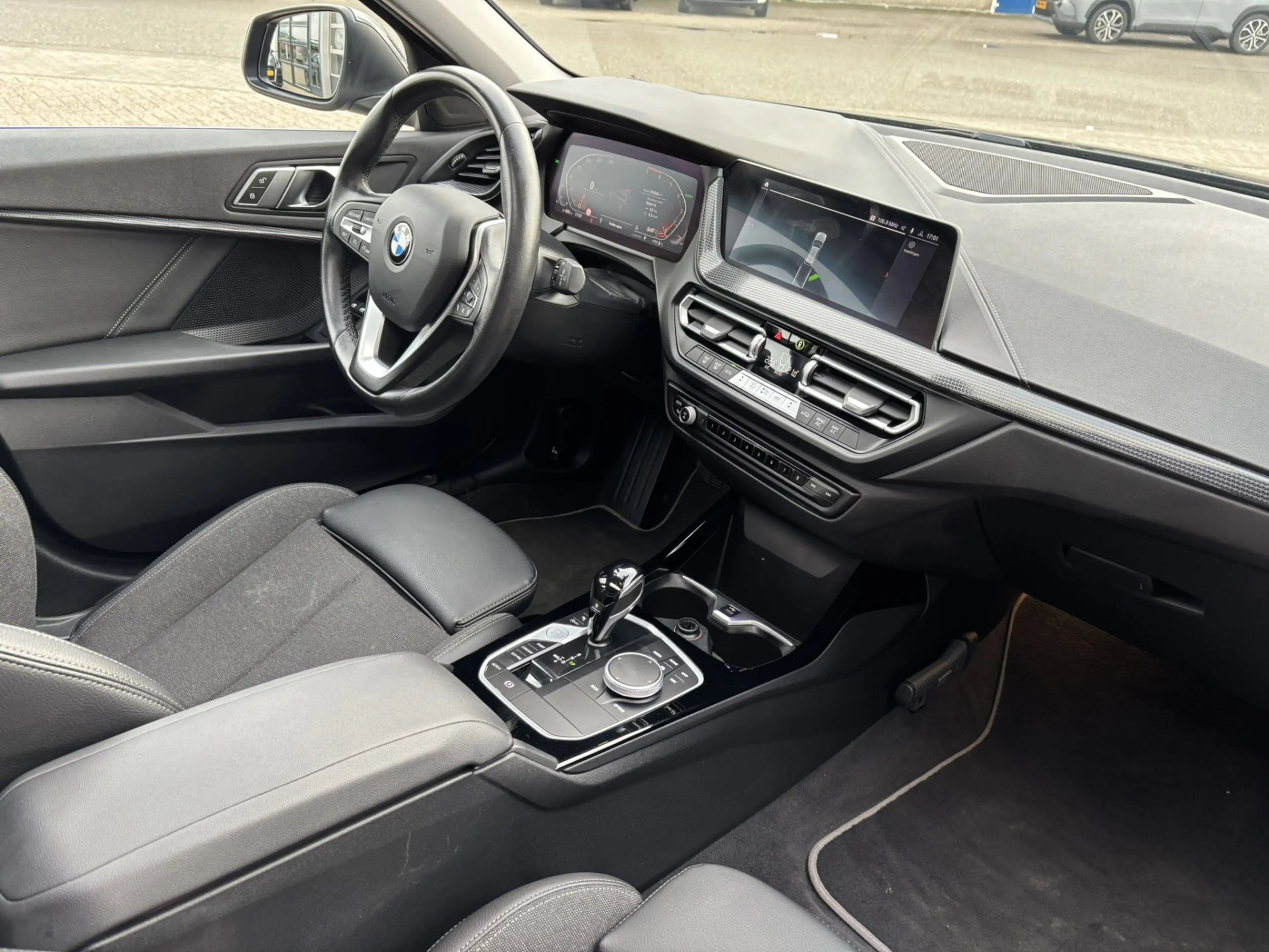 BMW 118 1-serie 118i Business Edition / Schuifkanteldak / — photo 4