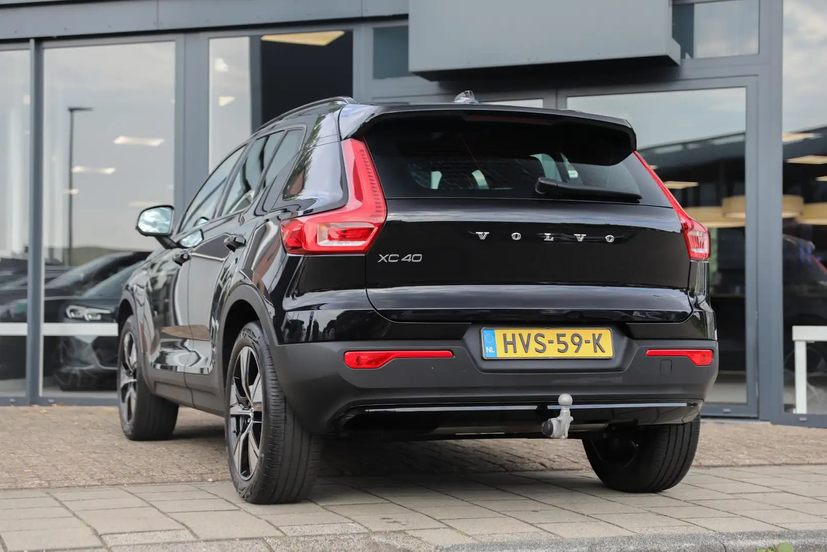 Volvo XC40 1.5 T5 Recharge R-Design | Schuif- opendak | Trekh Zwart - 2