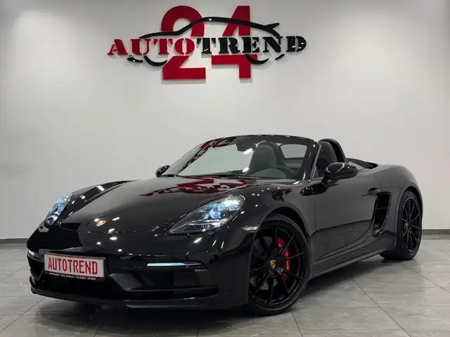 Porsche Boxster GTS 4.0 1.HAND nur 15.000KM SPORT CHRONO