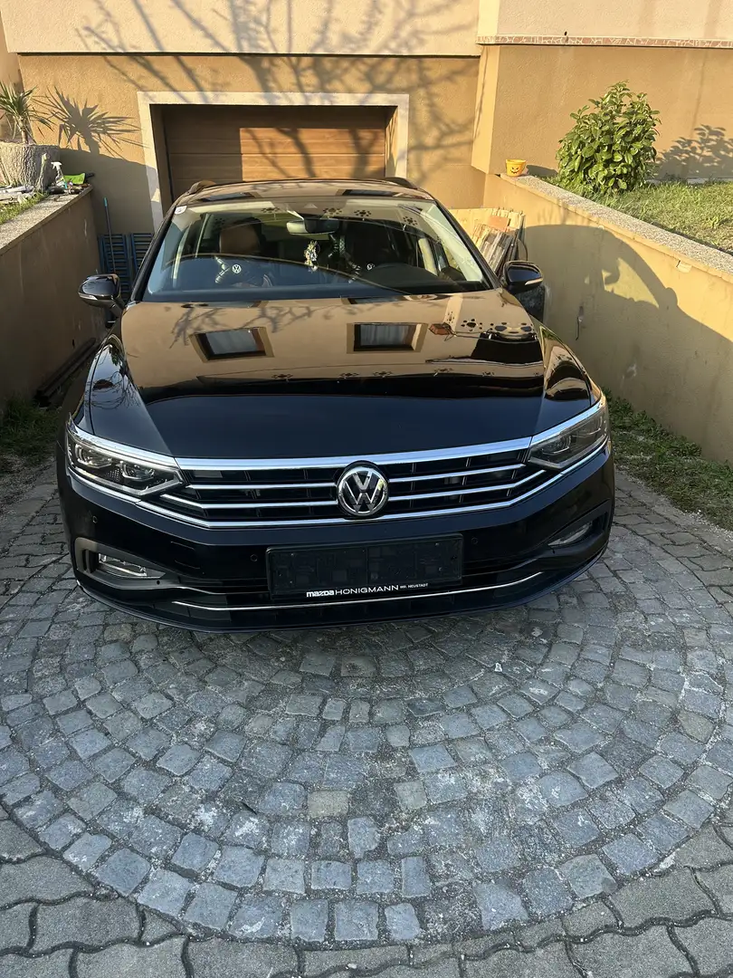 Volkswagen Passat 2.0 TDI SCR DSG Schwarz - 1
