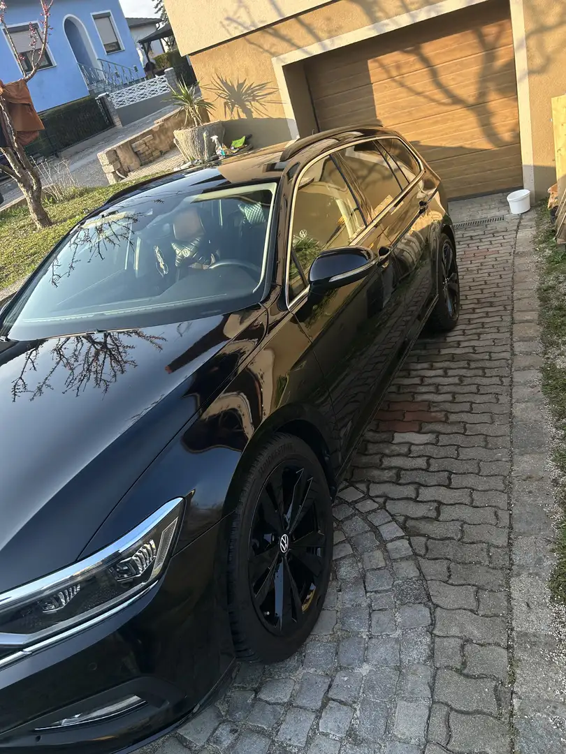 Volkswagen Passat 2.0 TDI SCR DSG Schwarz - 2