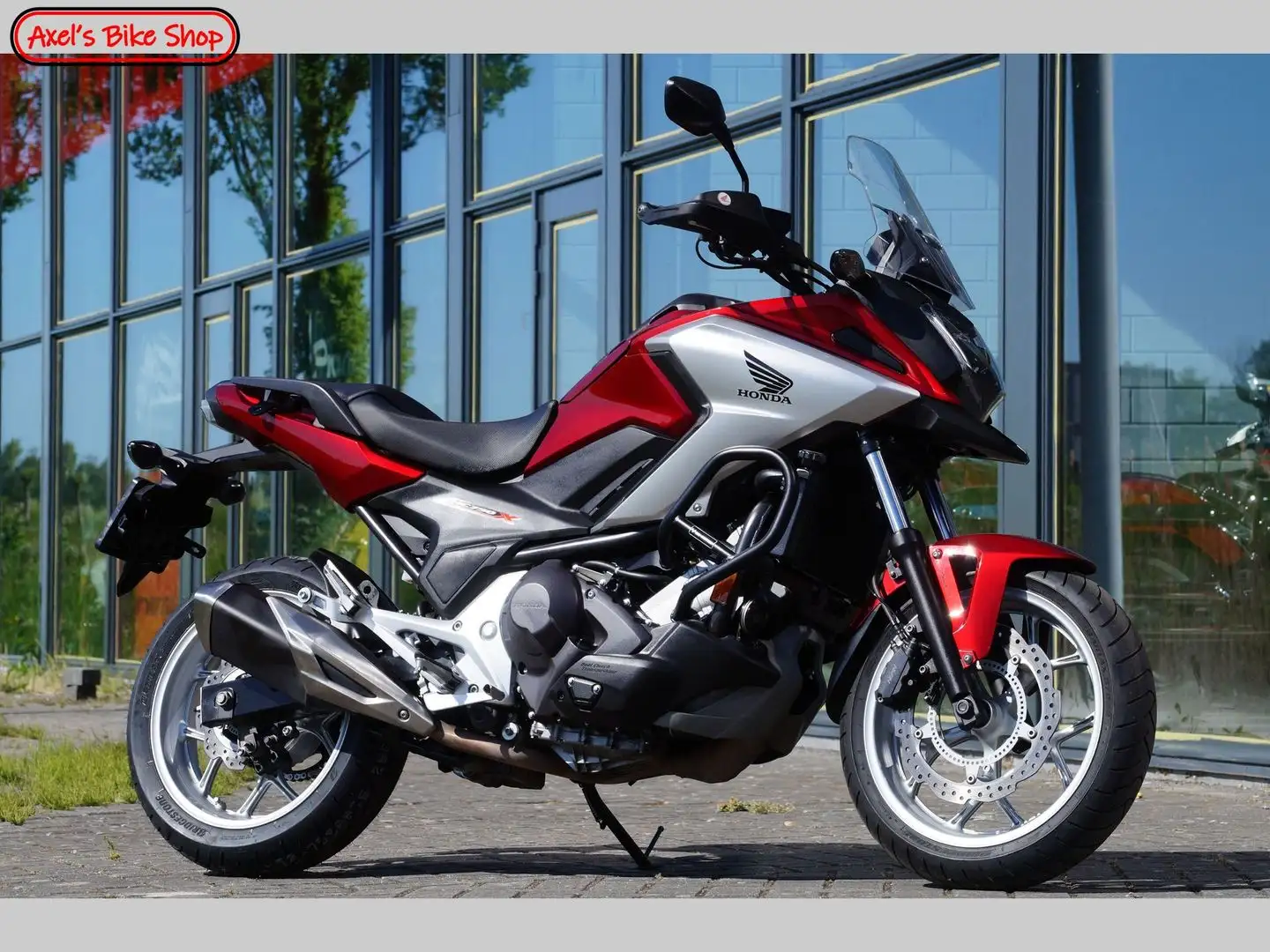 Honda NC 750 X DCT C-ABS Rood - 1