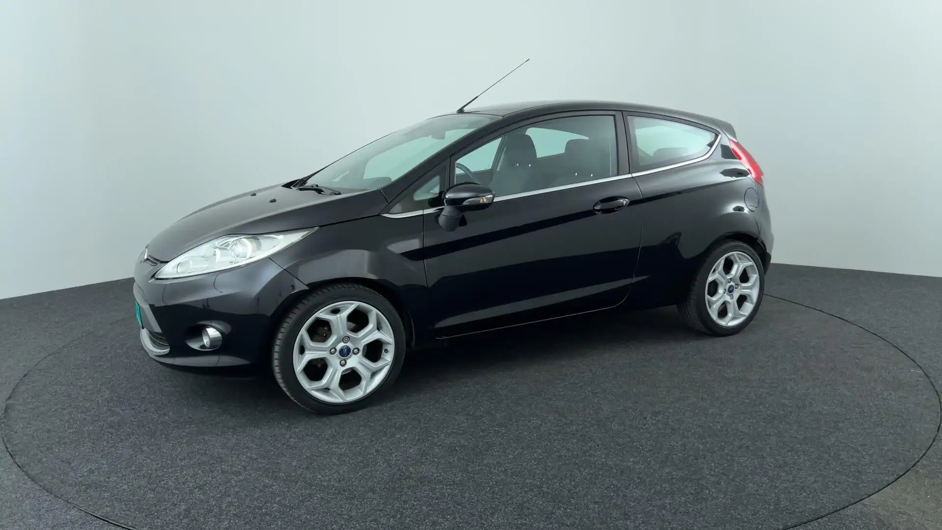 Ford Fiesta 1.6 Titanium Nieuwe Distributieriem Zwart - 2