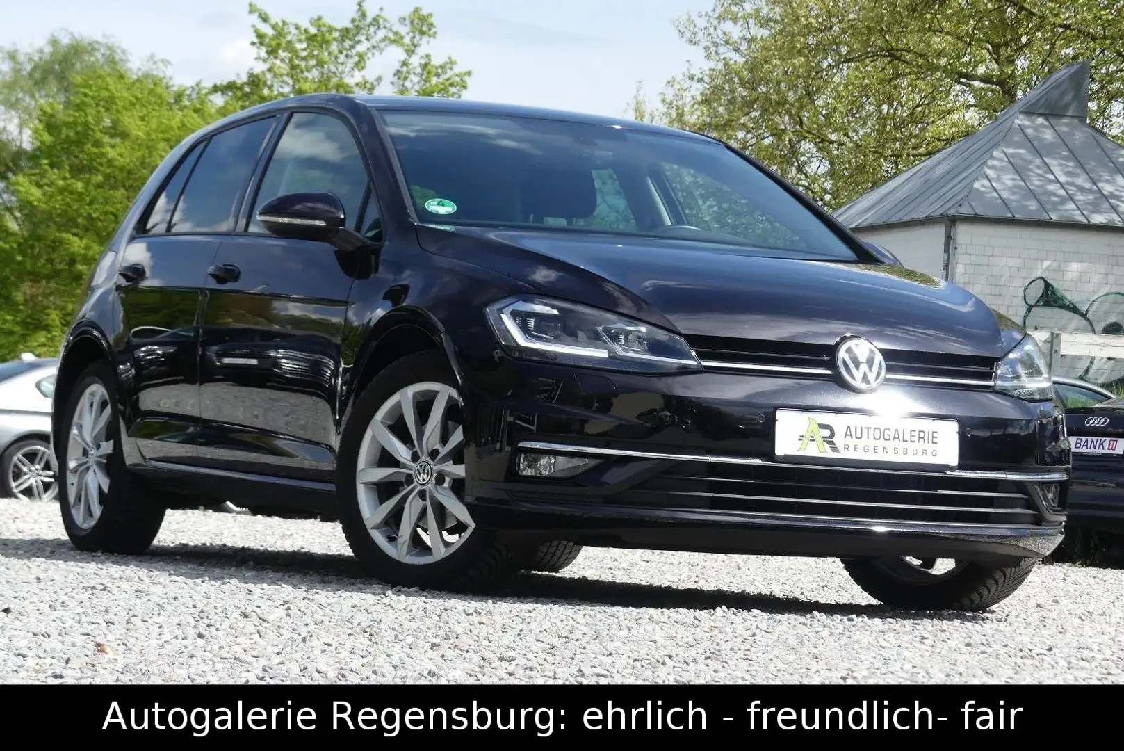 Volkswagen Golf VII Lim. Comfortline**LED*AHK*SITZHEIZUNG** Schwarz - 2