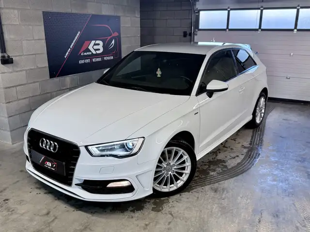 Audi A3 8V 2016 • 1.6 TDI • S-Line