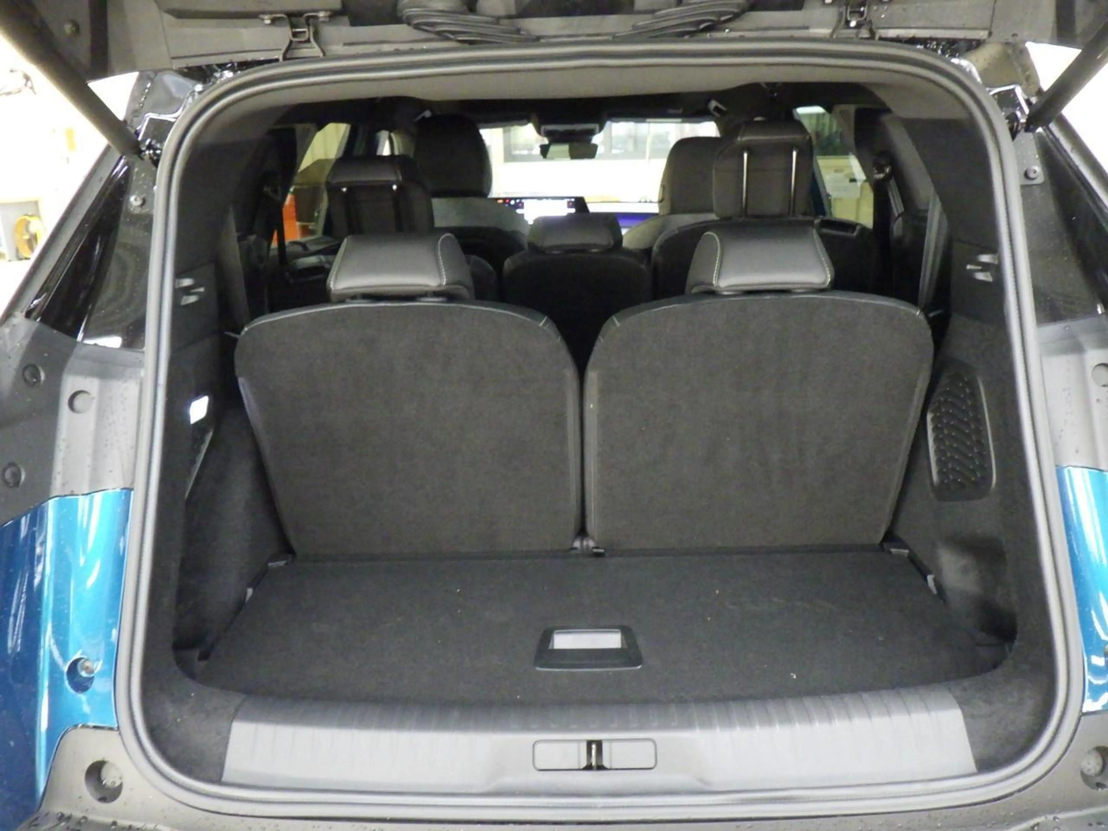 Peugeot 5008 1.2 Hybrid 145 GT Exclusive 7p Panoramadak — photo 9